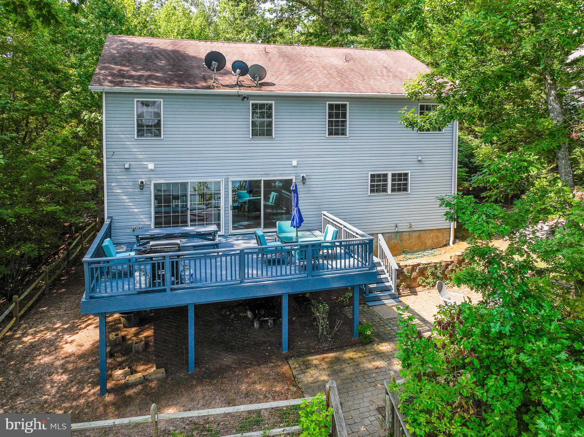 FRESHWATER ESTATES - Residential