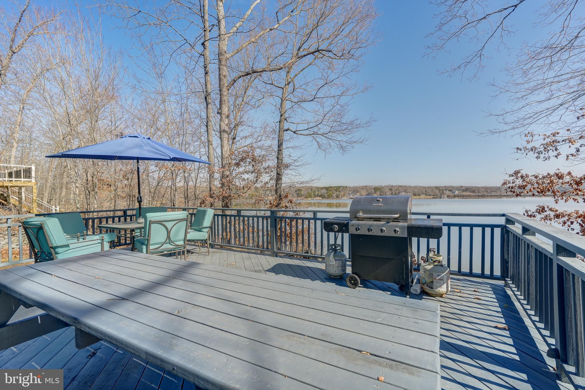 FRESHWATER ESTATES - Residential