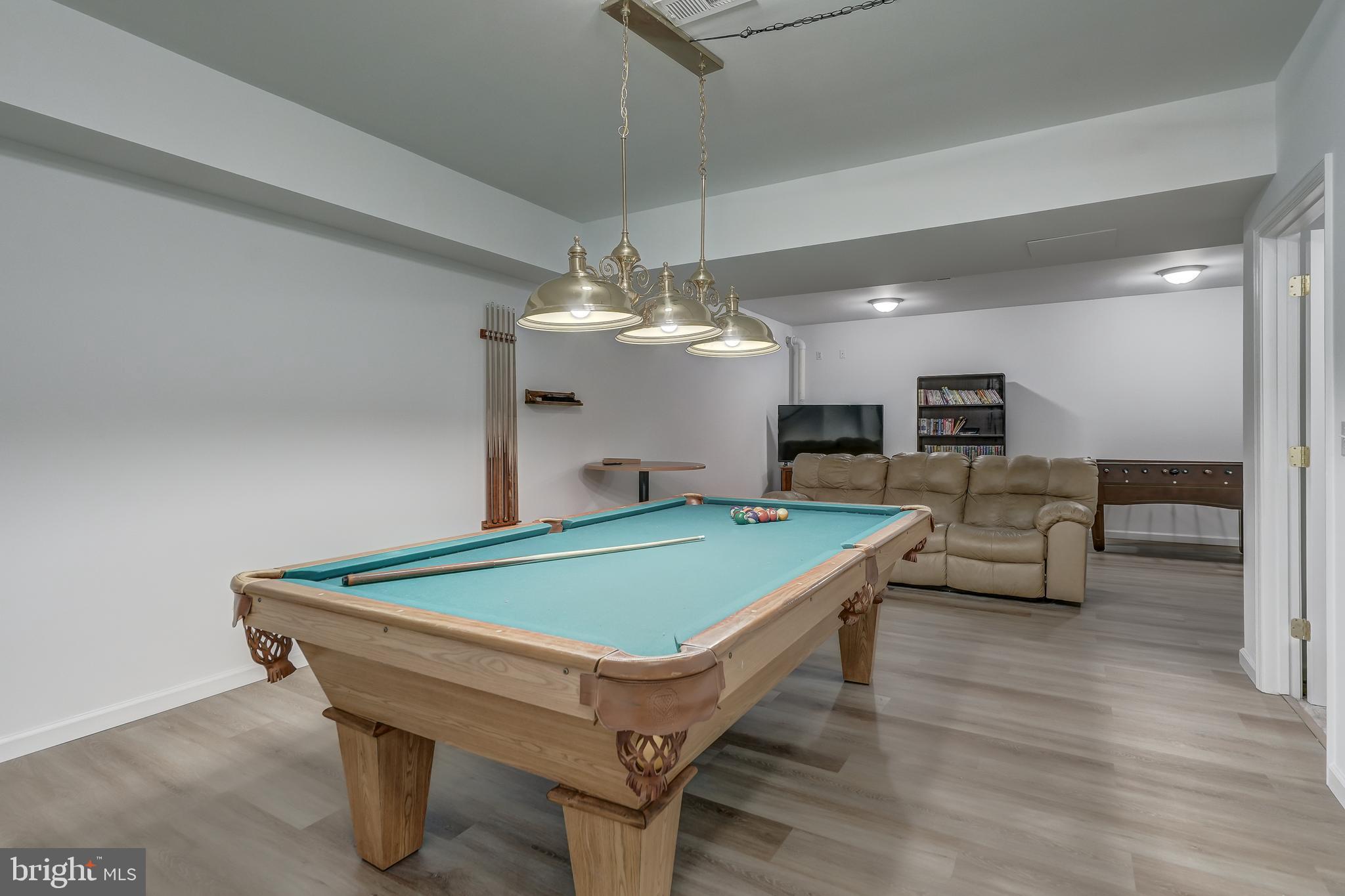 FRESHWATER ESTATES - Residential