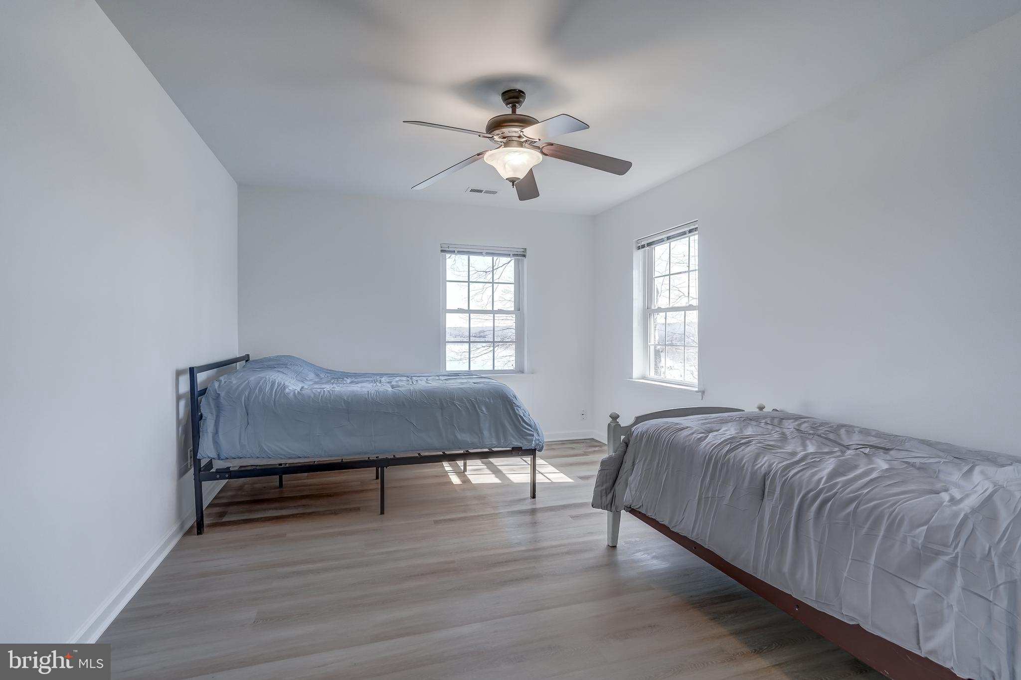 FRESHWATER ESTATES - Residential