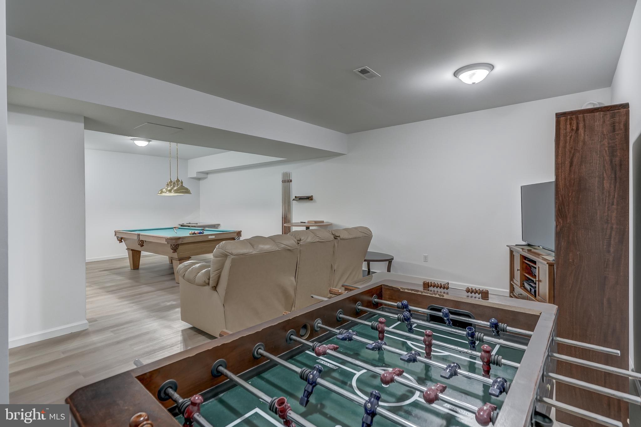 FRESHWATER ESTATES - Residential