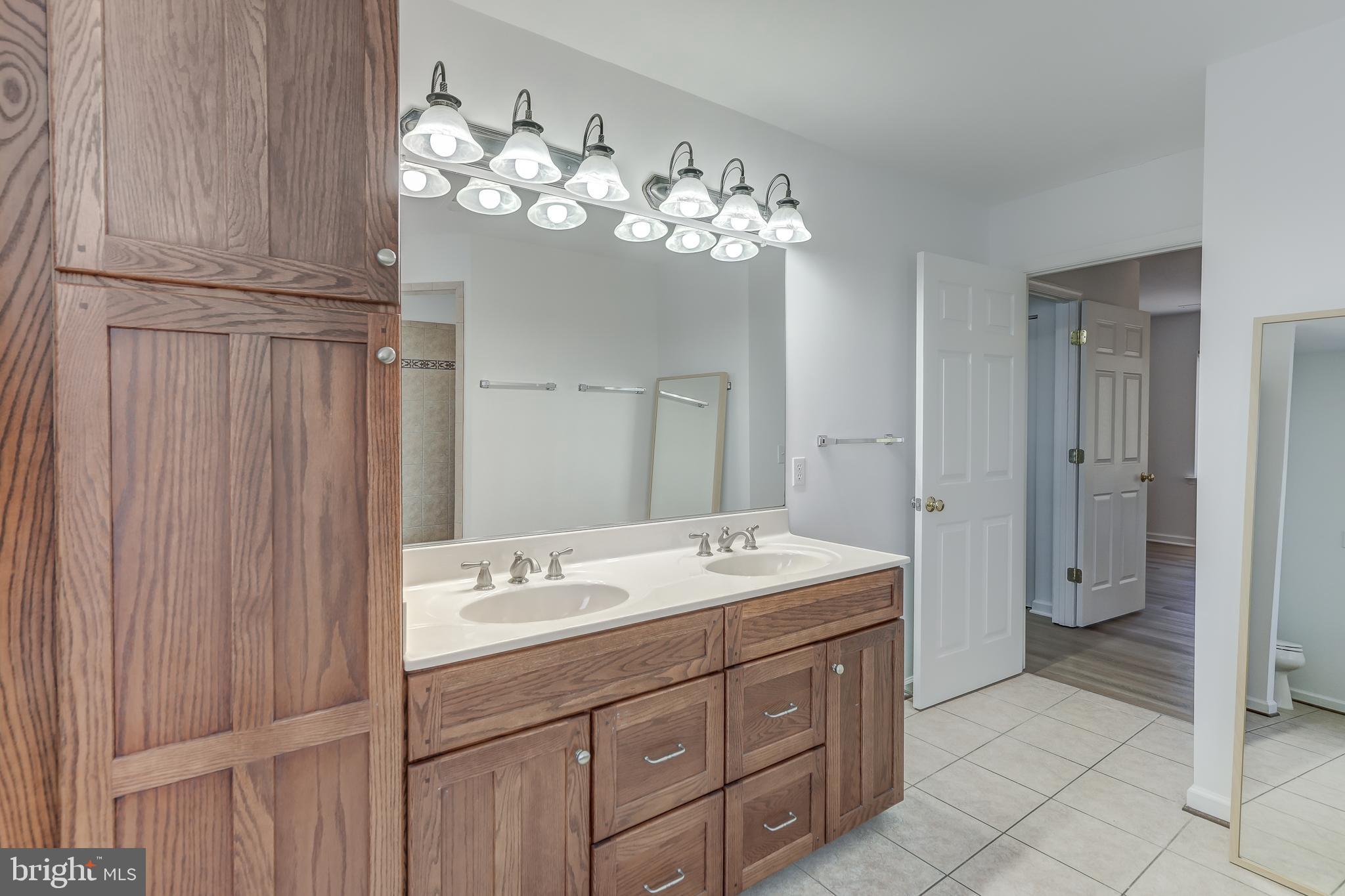 FRESHWATER ESTATES - Residential