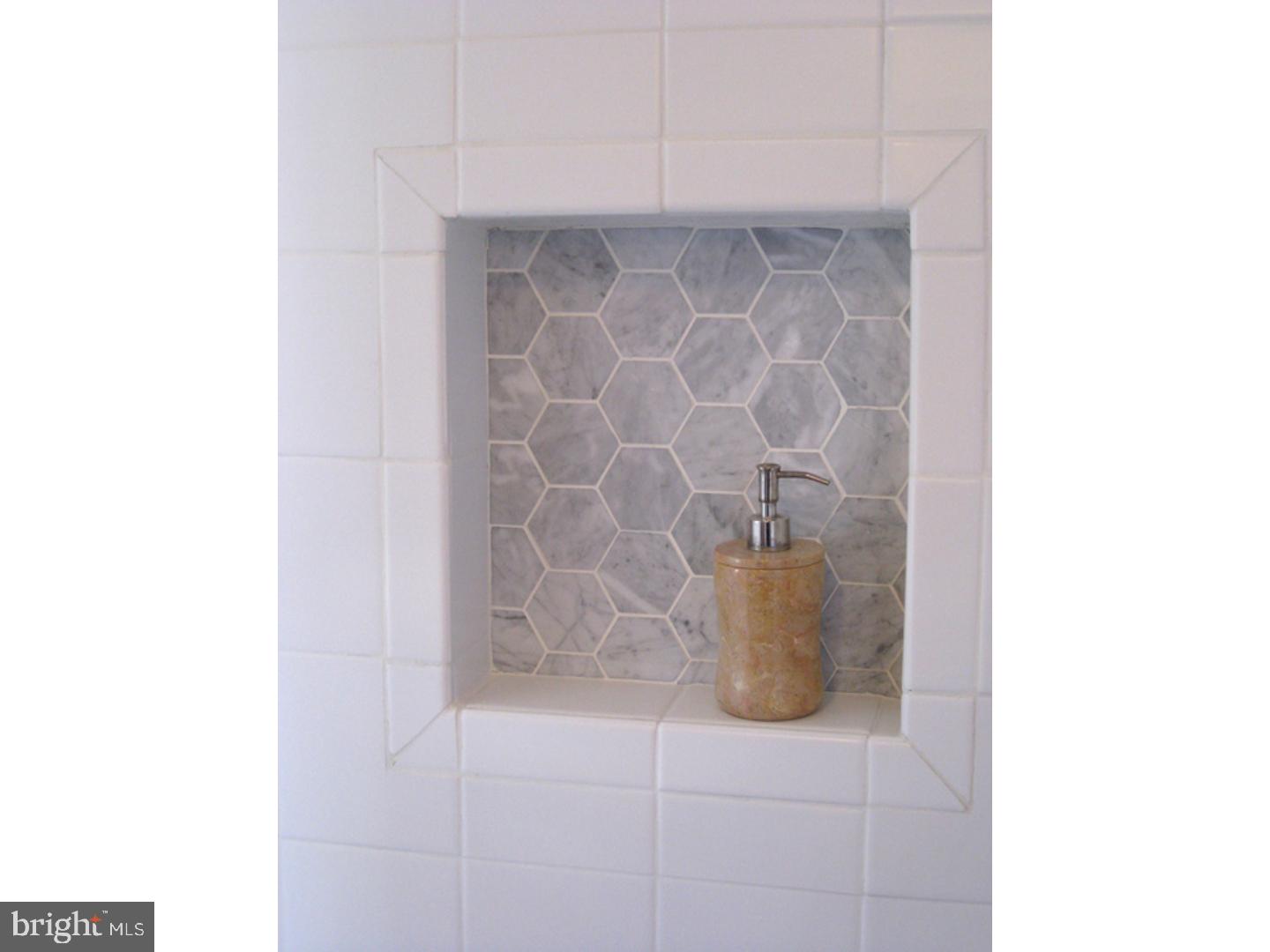 WHITMAN - Residential