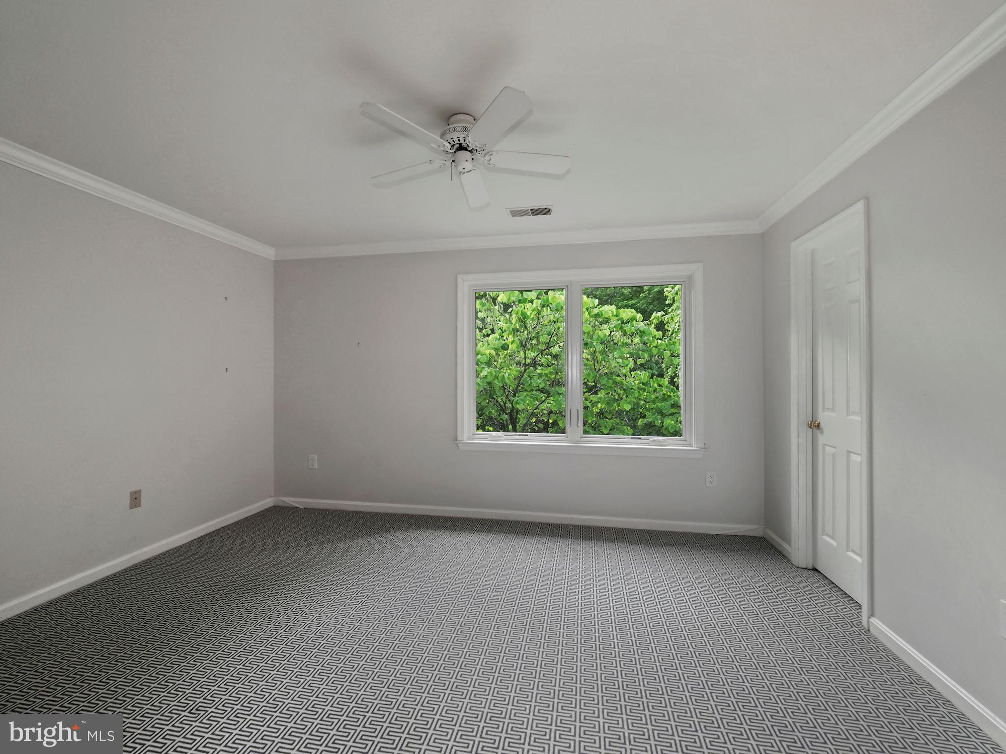 MACARTHUR PARK CONDOMINIUMS - Residential