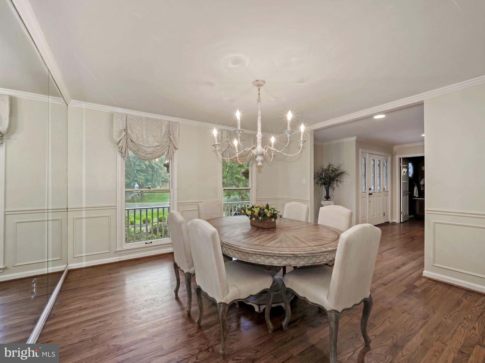 MACARTHUR PARK CONDOMINIUMS - Residential