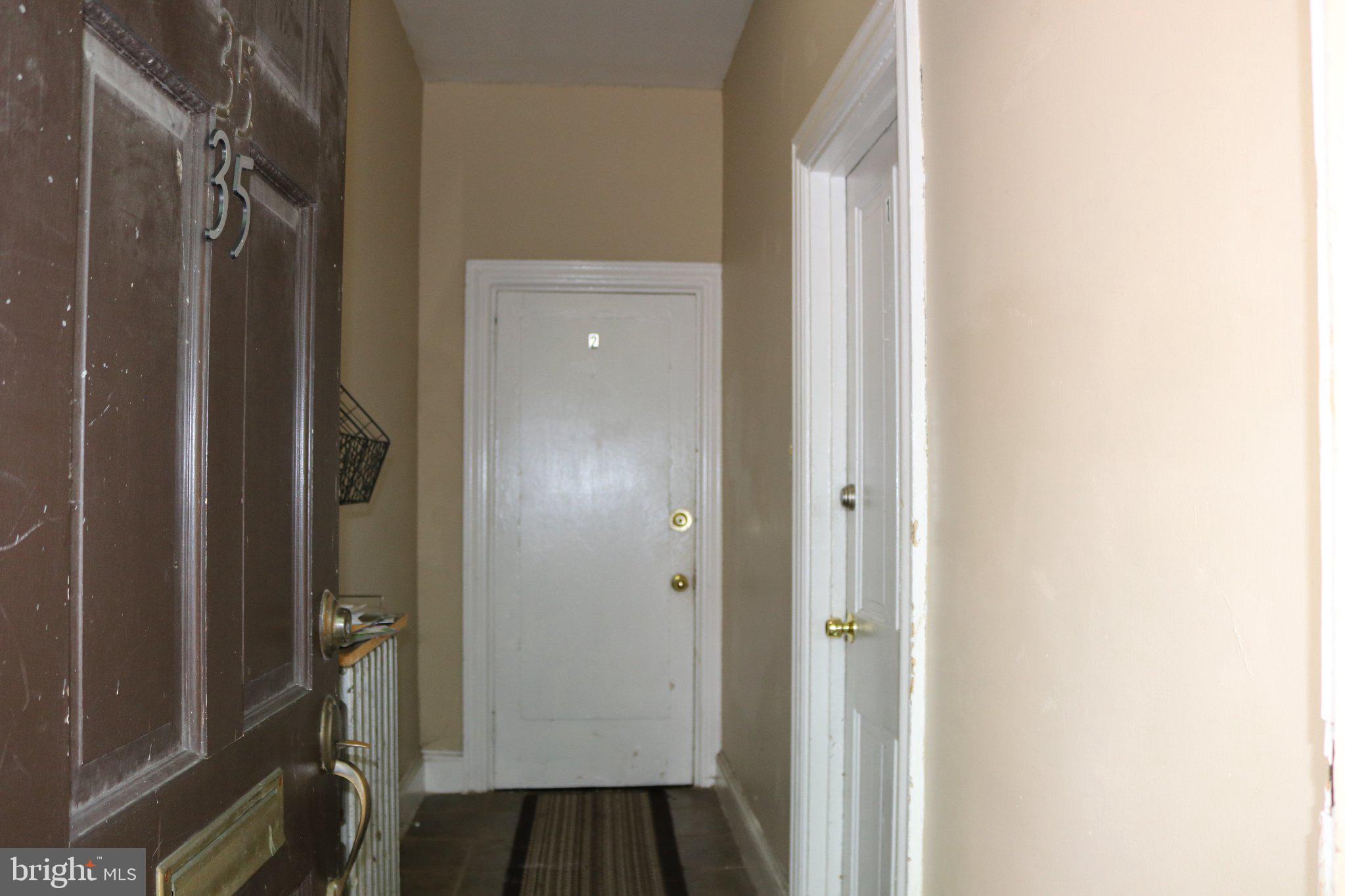35 N MULBERRY STREET