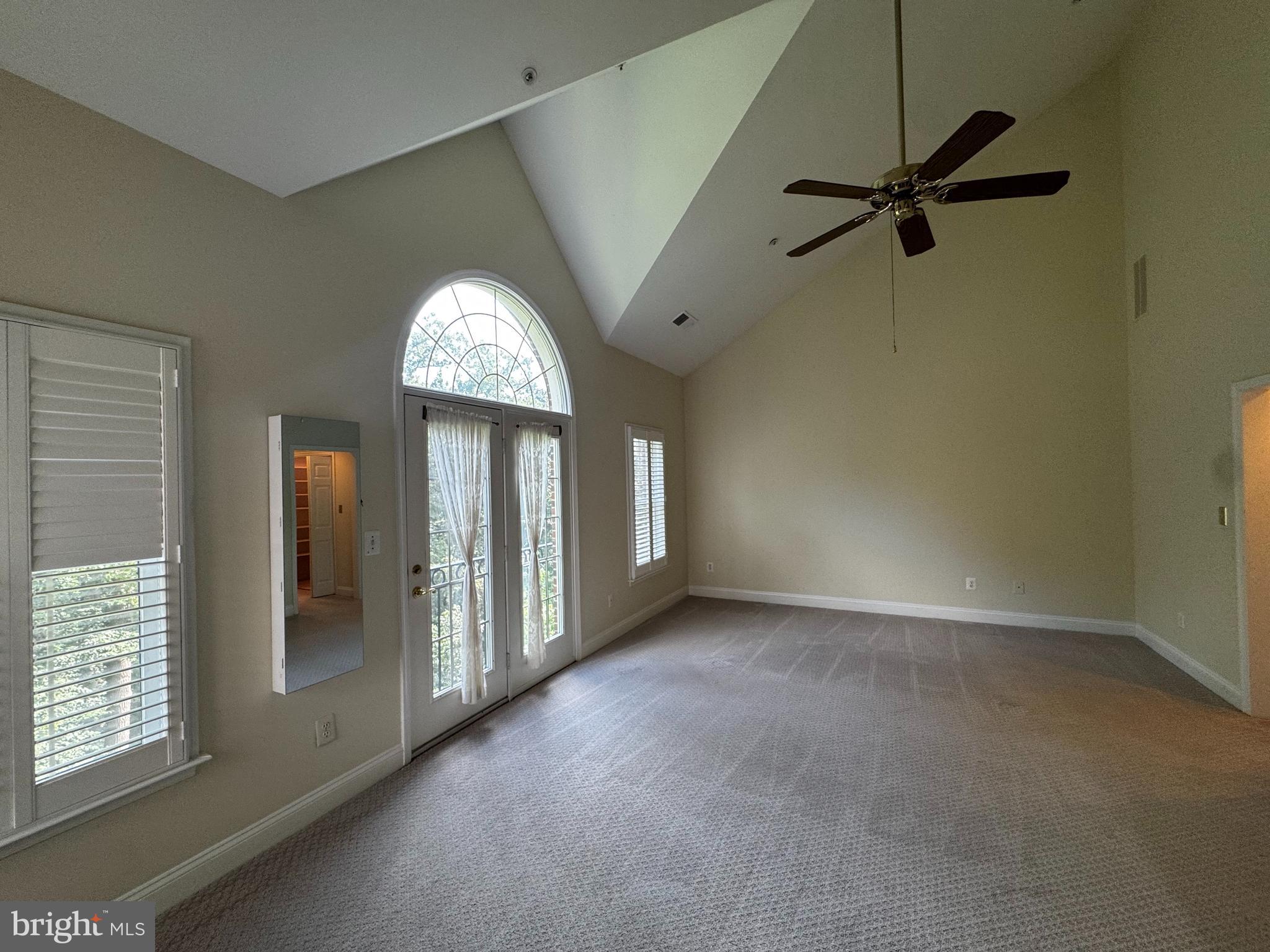 PALISADES PARK - Residential Lease