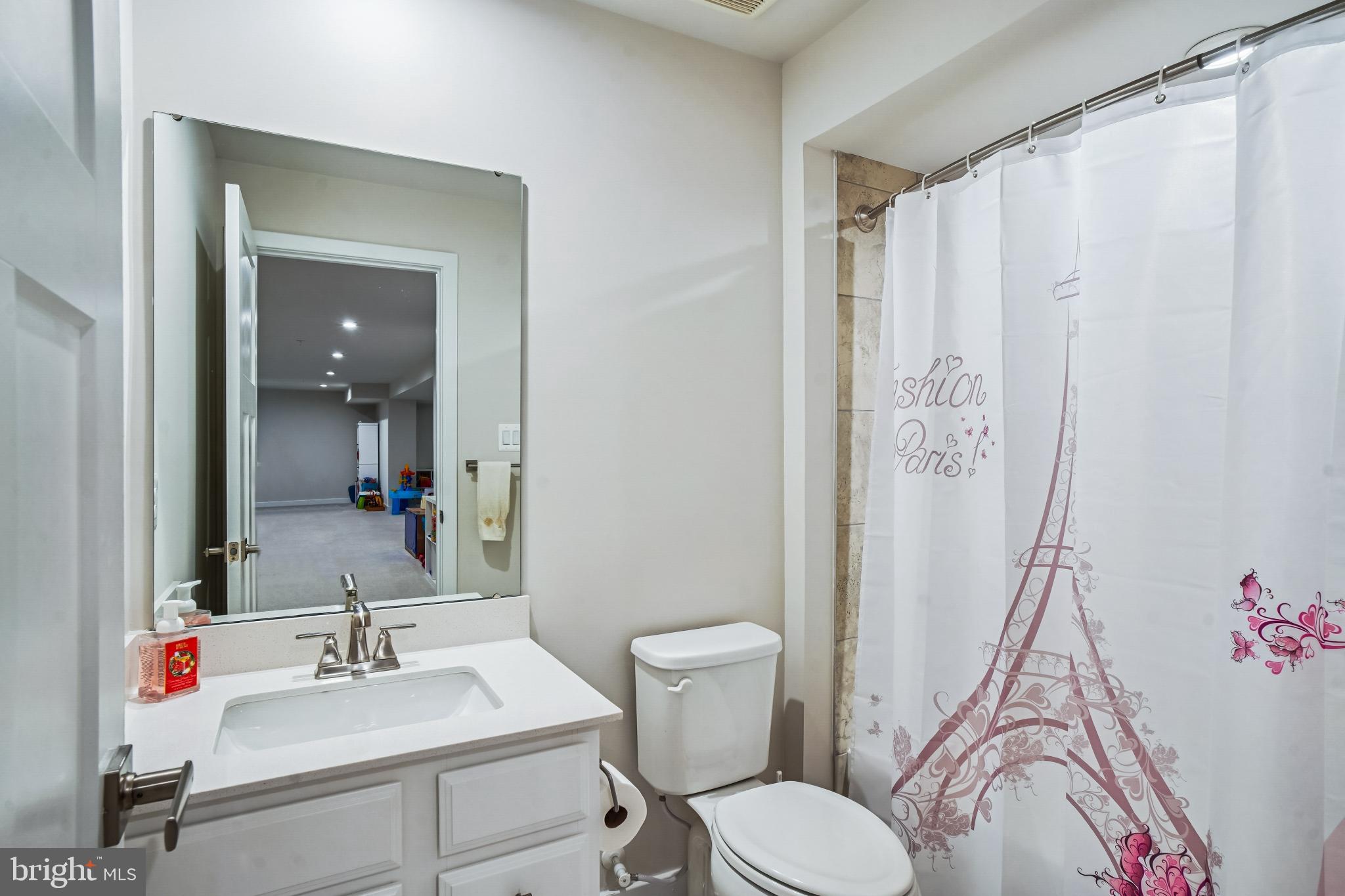 HARRINGTON TERRACE - Residential