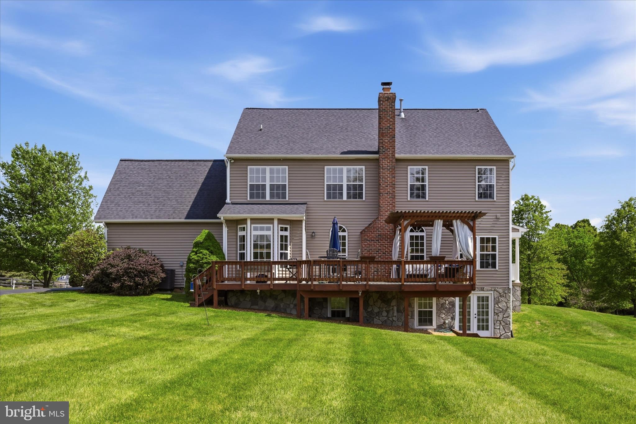 JONELLA FARM - Residential