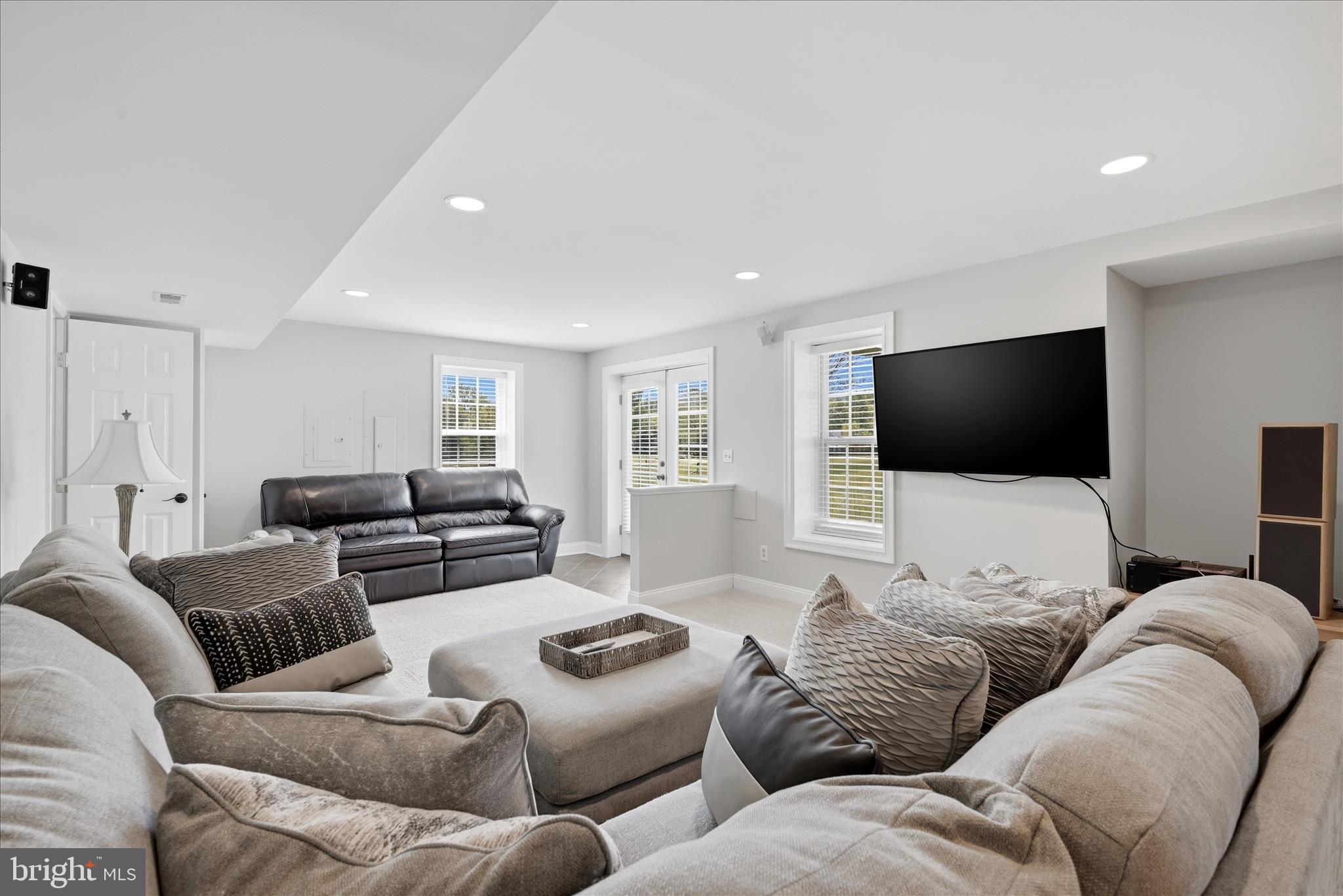 JONELLA FARM - Residential