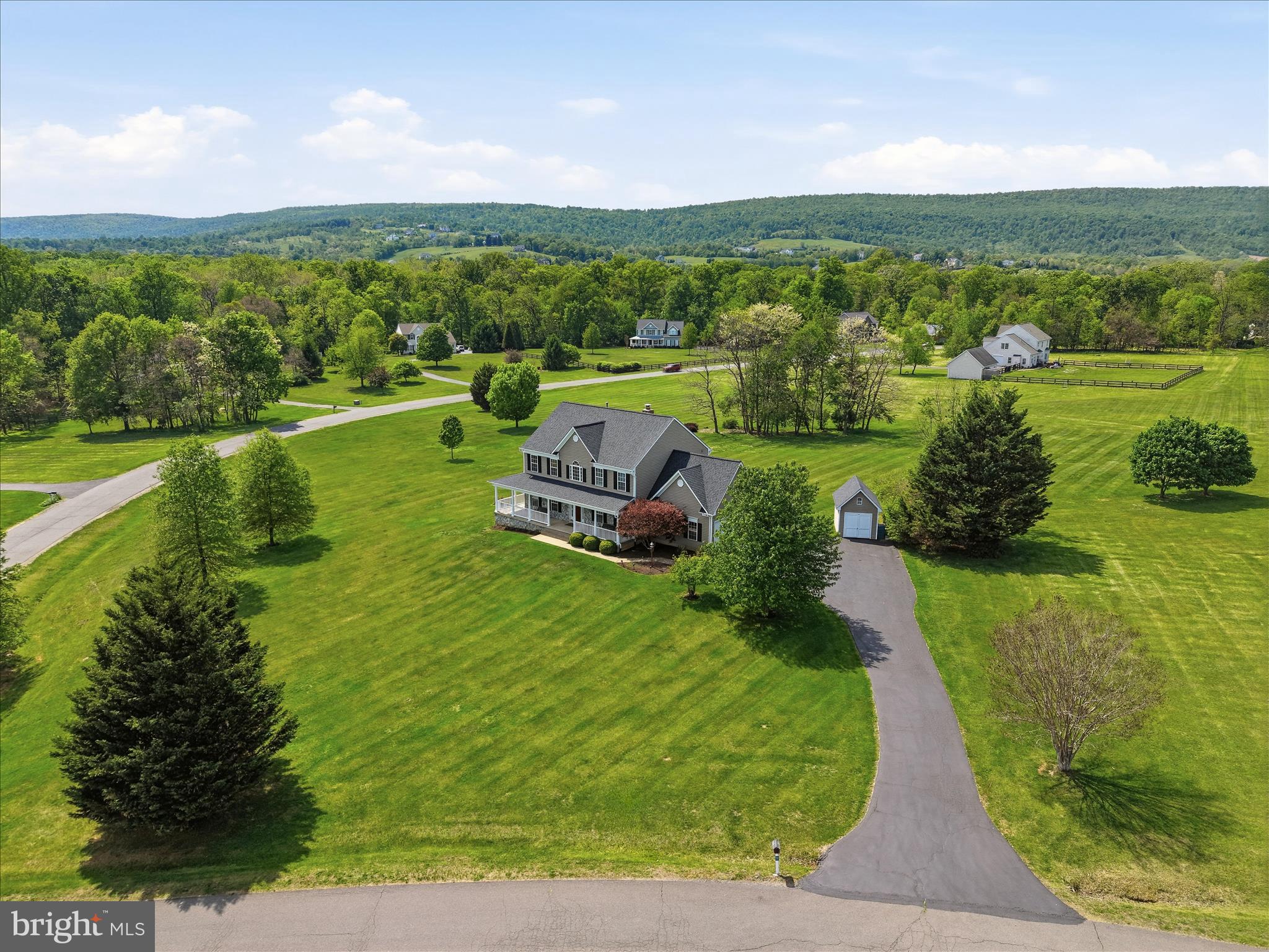 JONELLA FARM - Residential
