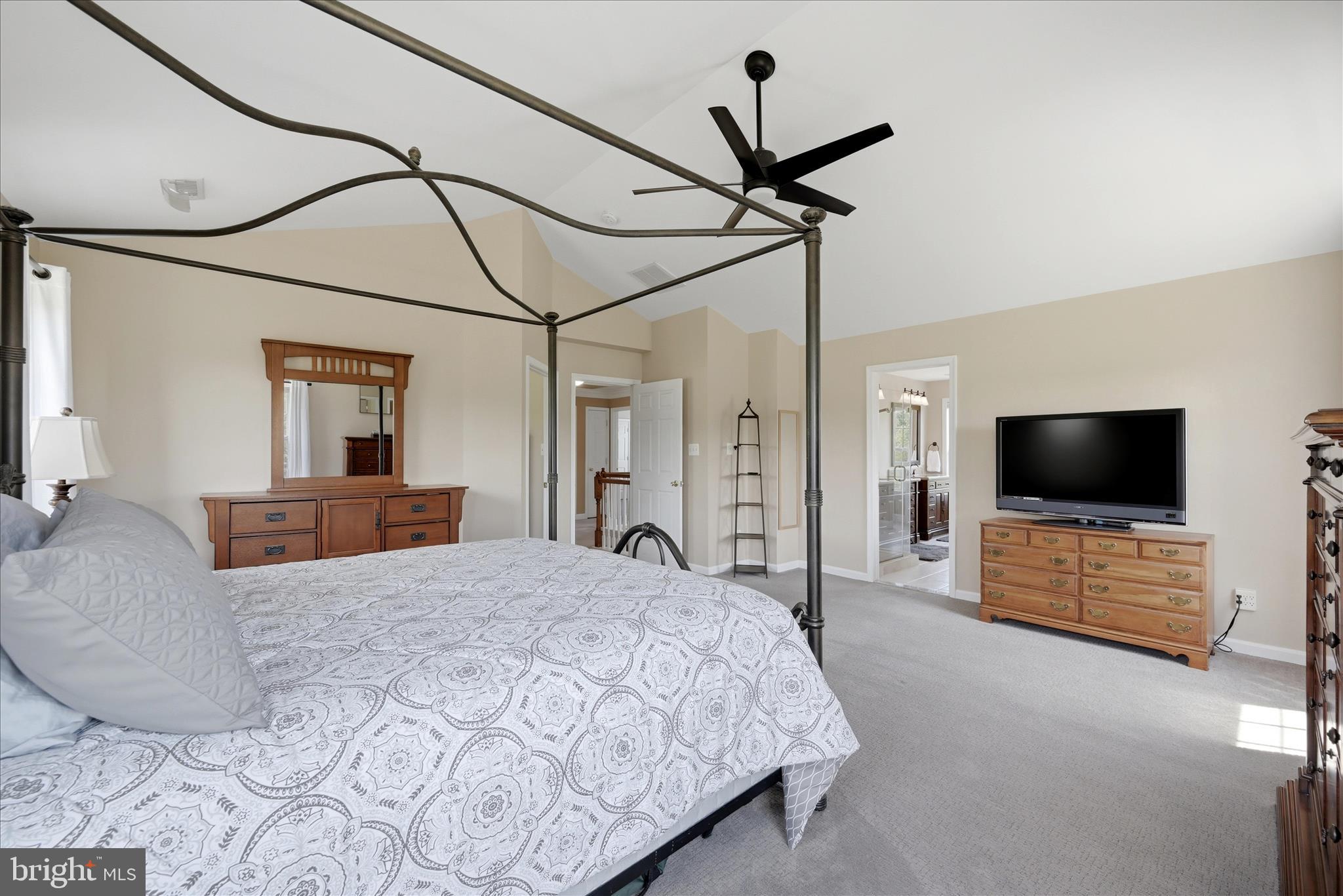 JONELLA FARM - Residential