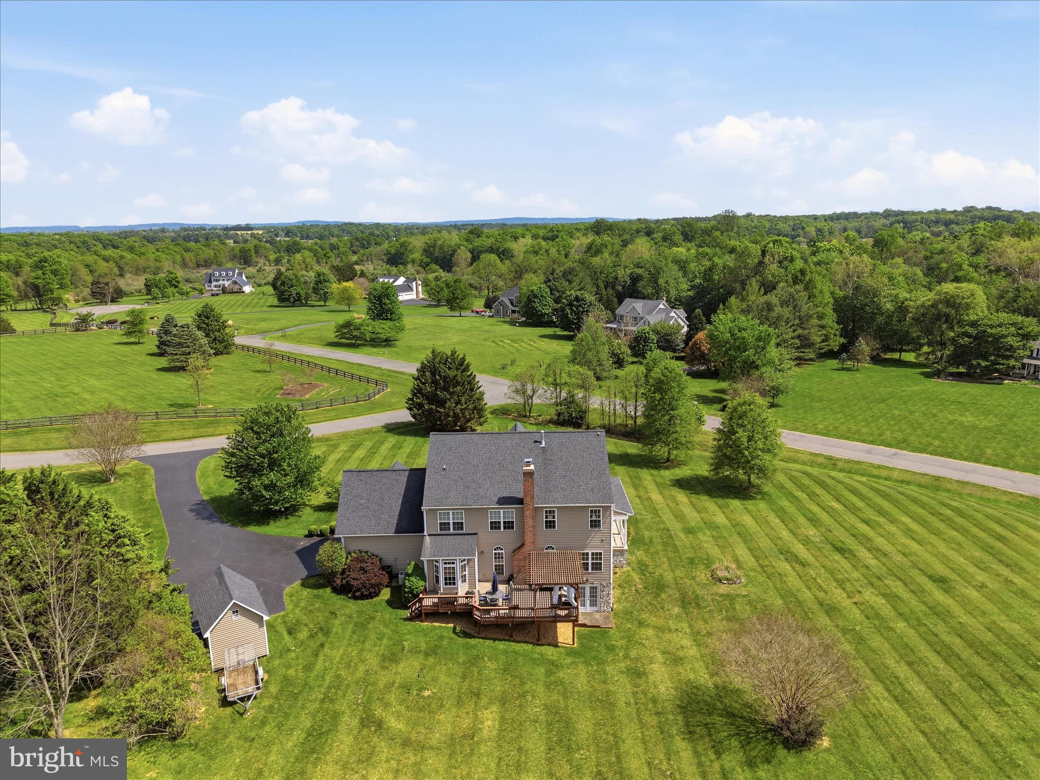 JONELLA FARM - Residential