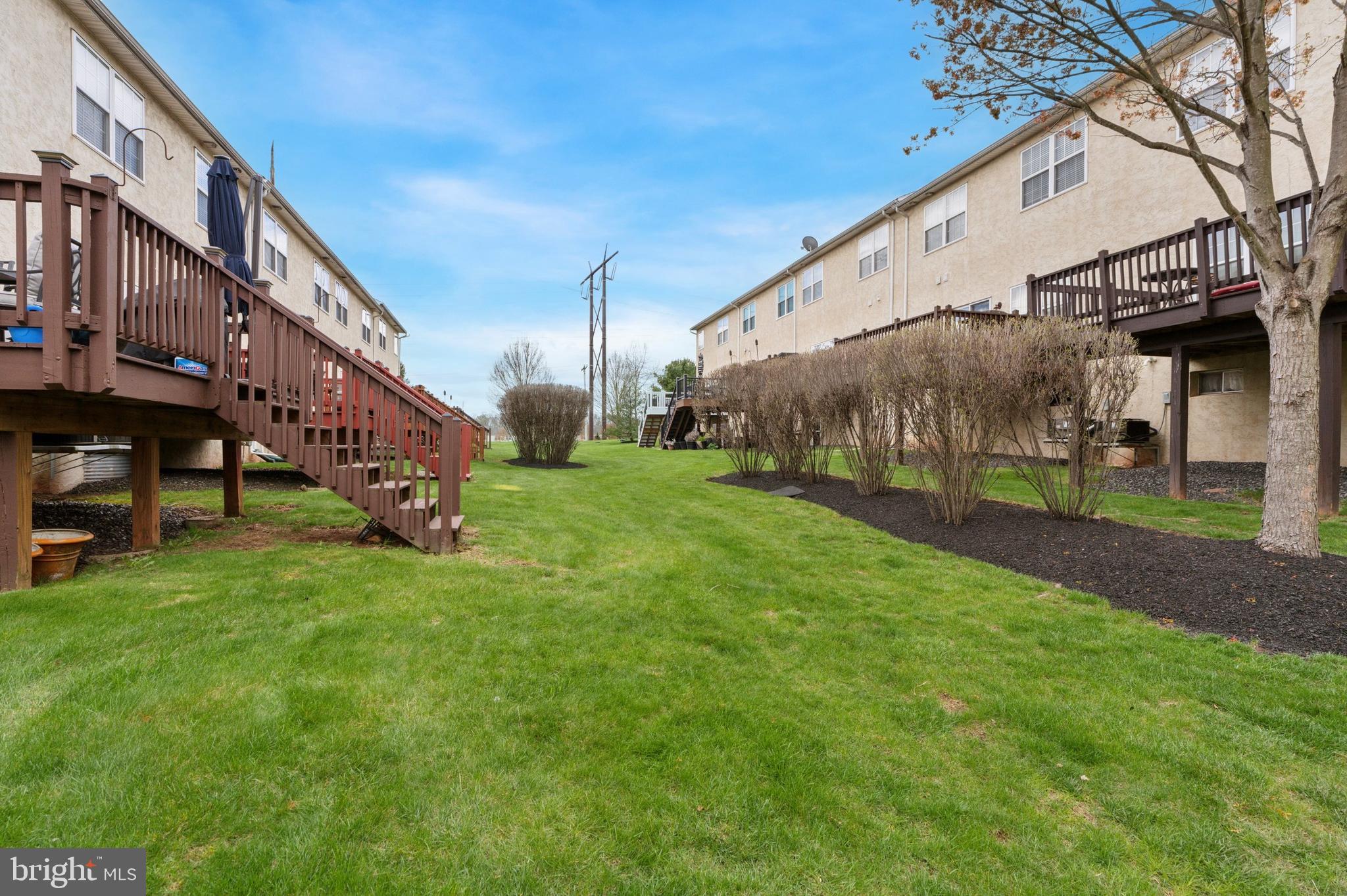 MONROE COURT - Residential