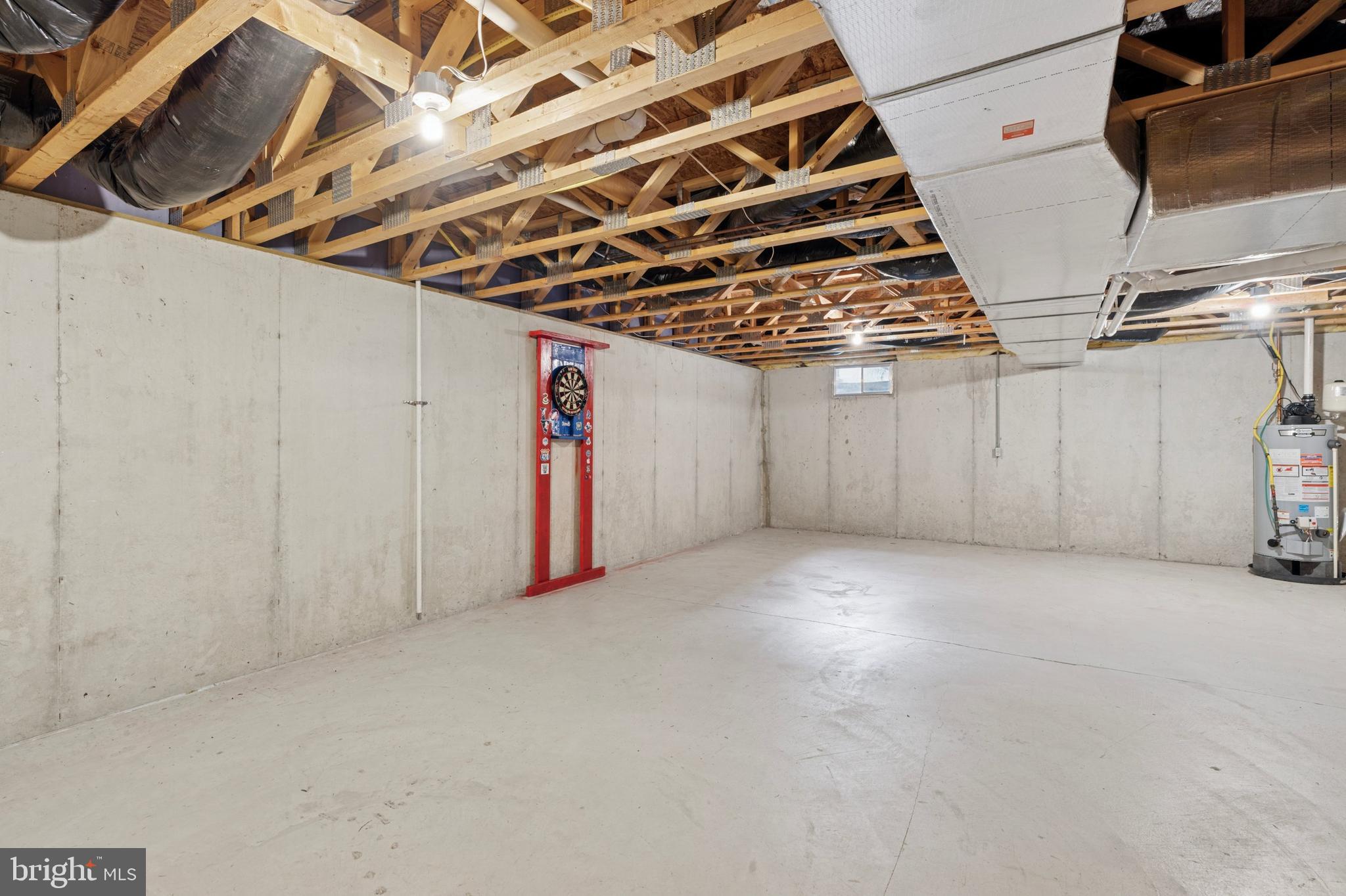 MONROE COURT - Residential