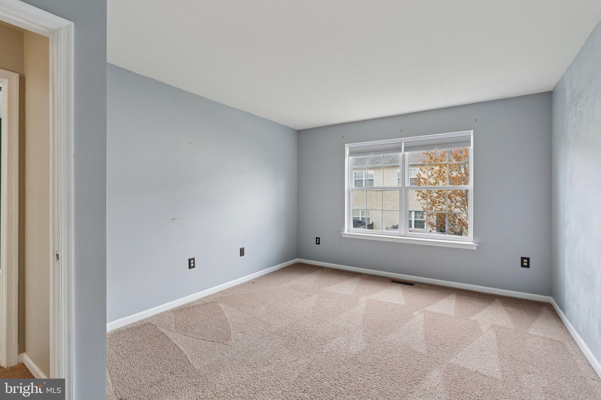 MONROE COURT - Residential