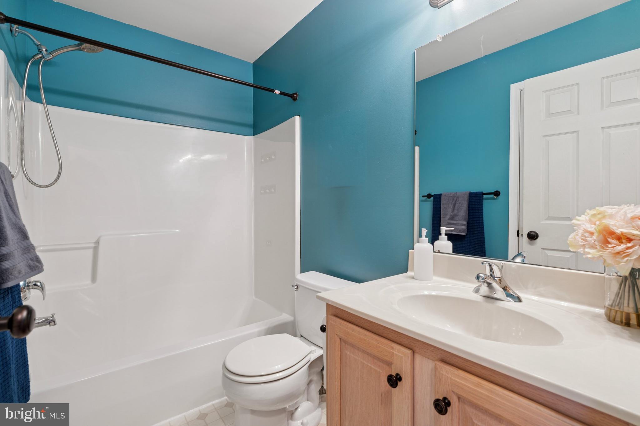 MONROE COURT - Residential