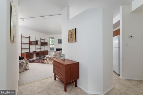 Photo of 4031 Bayberry Court, MONMOUTH JUNCTION, NJ 08852 (MLS # NJMX2010596)