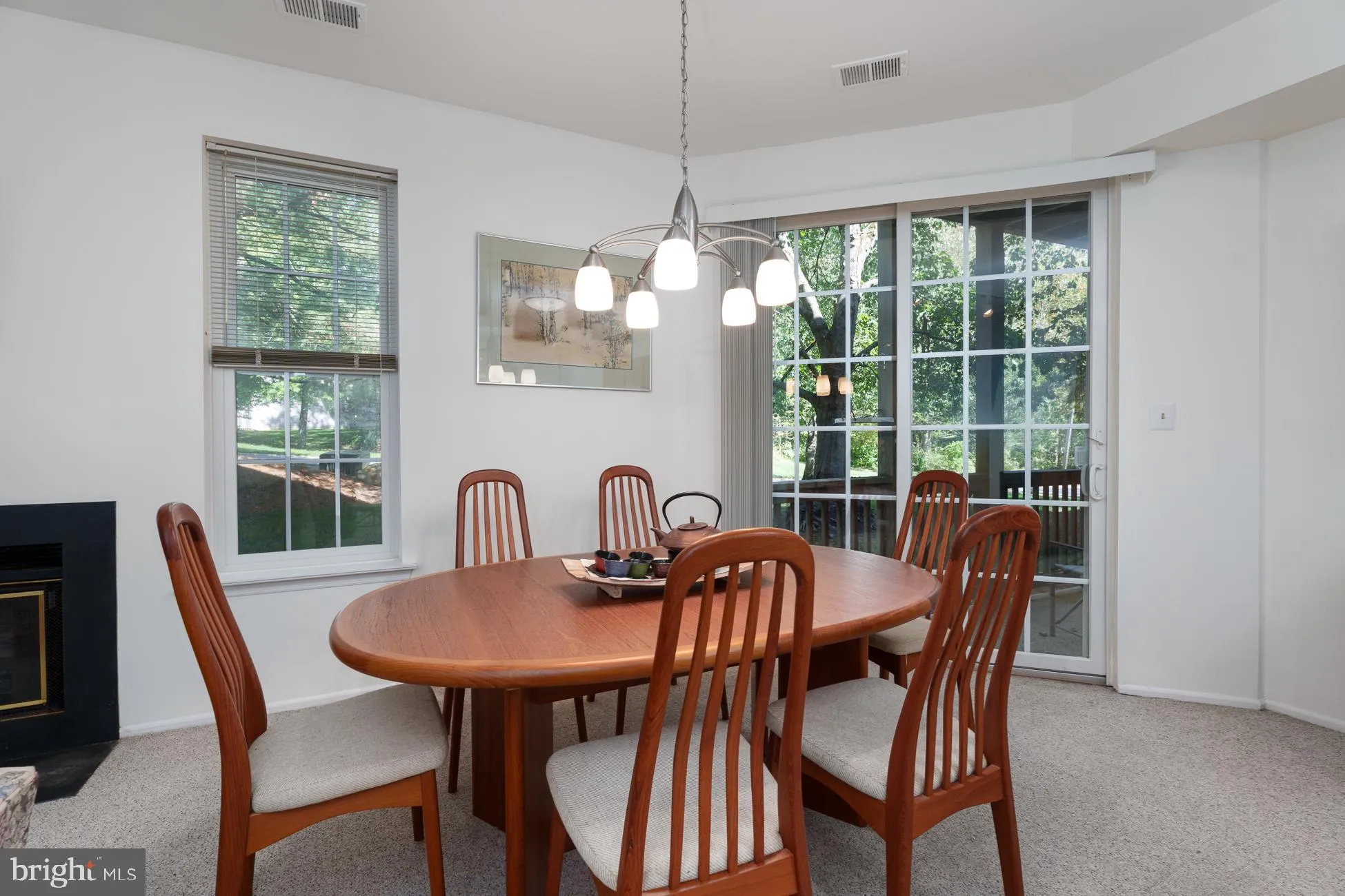 Monmouth Junction, New Jersey 08852, United States, 2 Bedrooms Bedrooms, ,2 BathroomsBathrooms,Residential,Active,222038