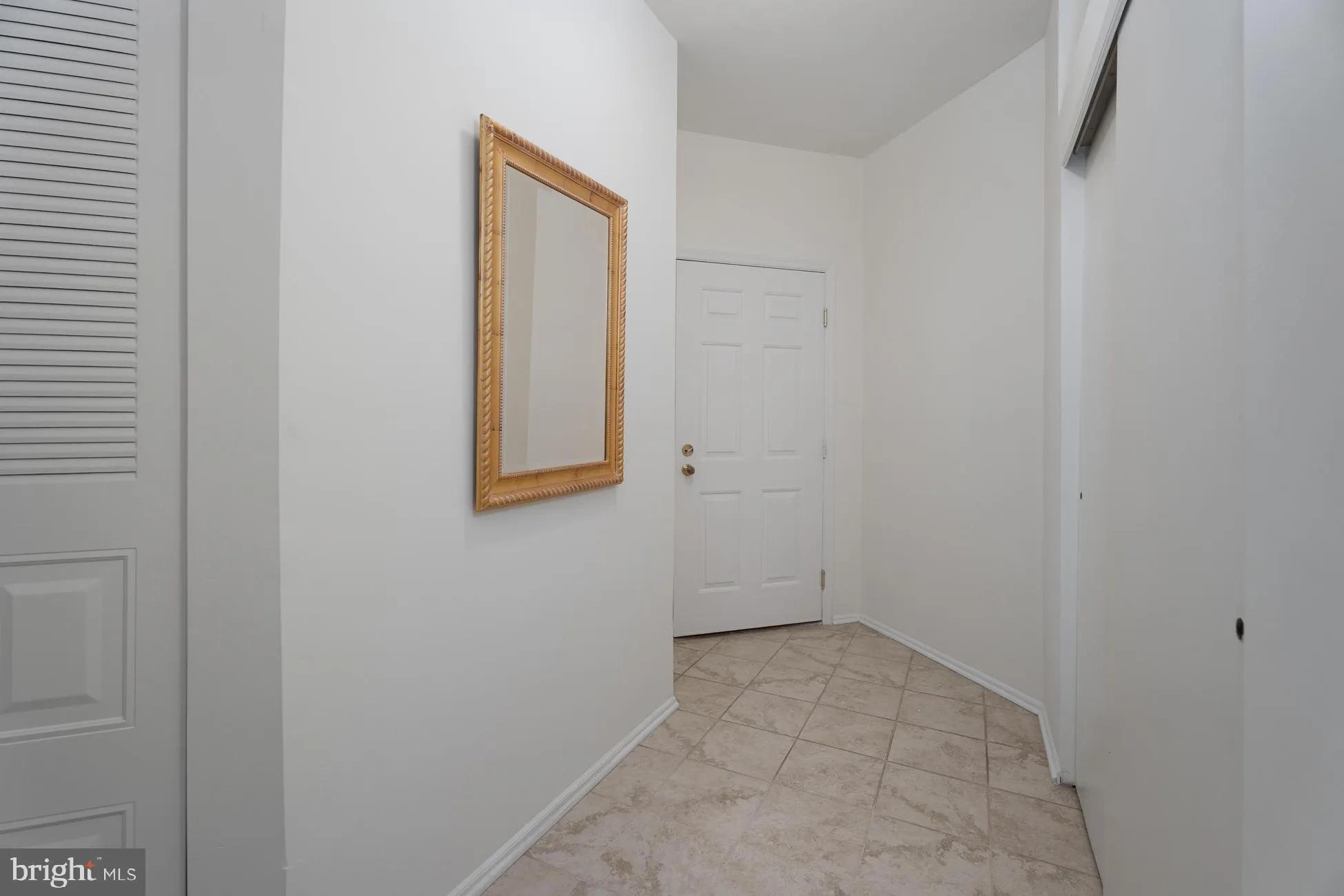 Monmouth Junction, New Jersey 08852, United States, 2 Bedrooms Bedrooms, ,2 BathroomsBathrooms,Residential,Active,222038