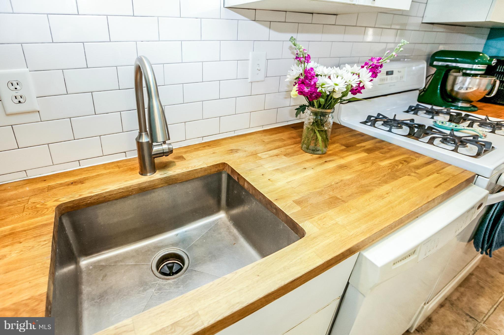 HIGHLANDTOWN - Residential