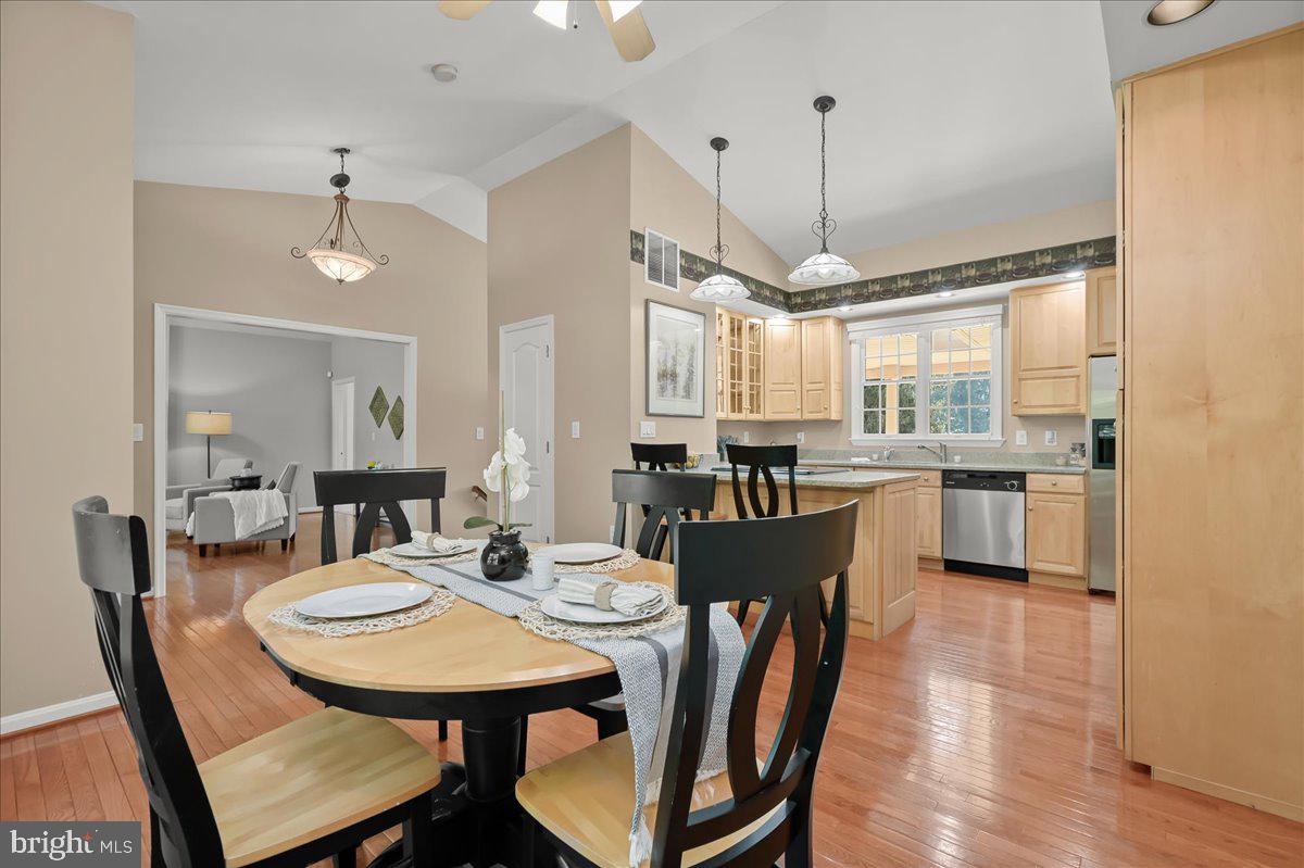 MERRYWOOD MANOR - Residential