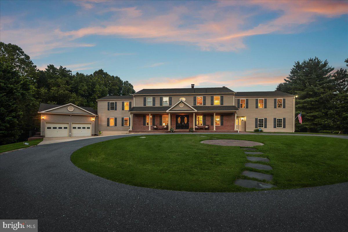 MERRYWOOD MANOR - Residential