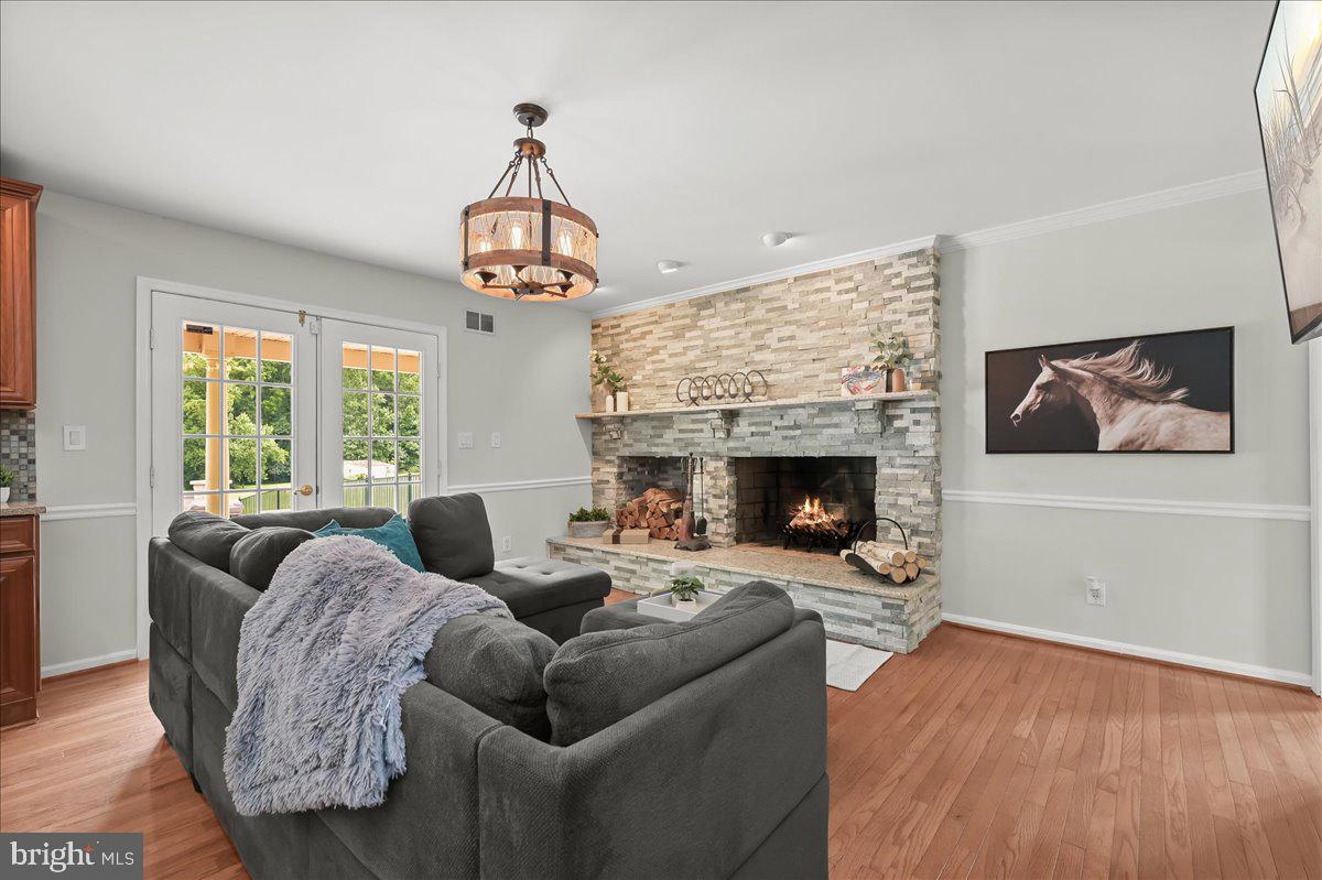 MERRYWOOD MANOR - Residential