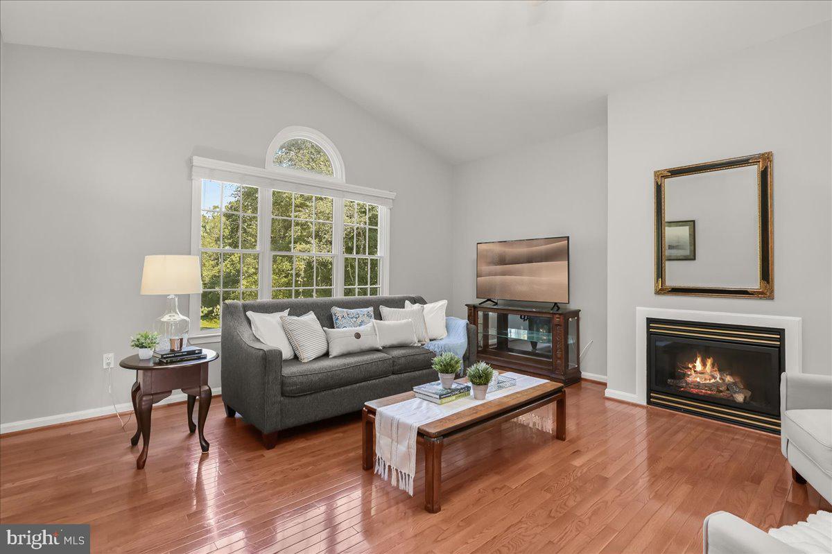 MERRYWOOD MANOR - Residential