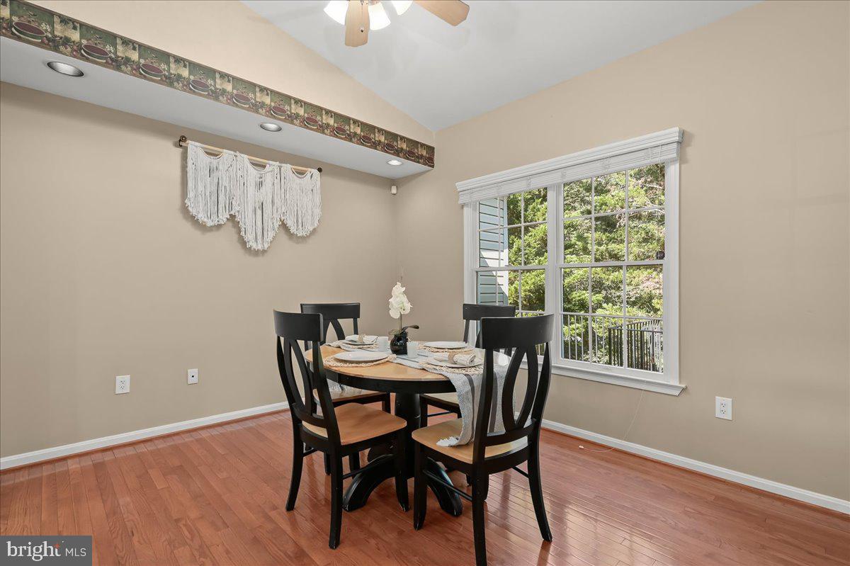 MERRYWOOD MANOR - Residential