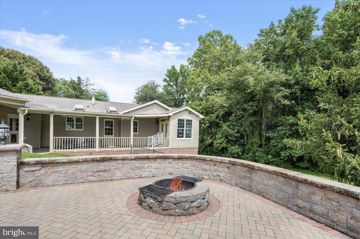 MERRYWOOD MANOR - Residential