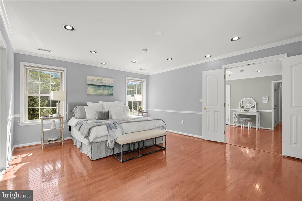 MERRYWOOD MANOR - Residential