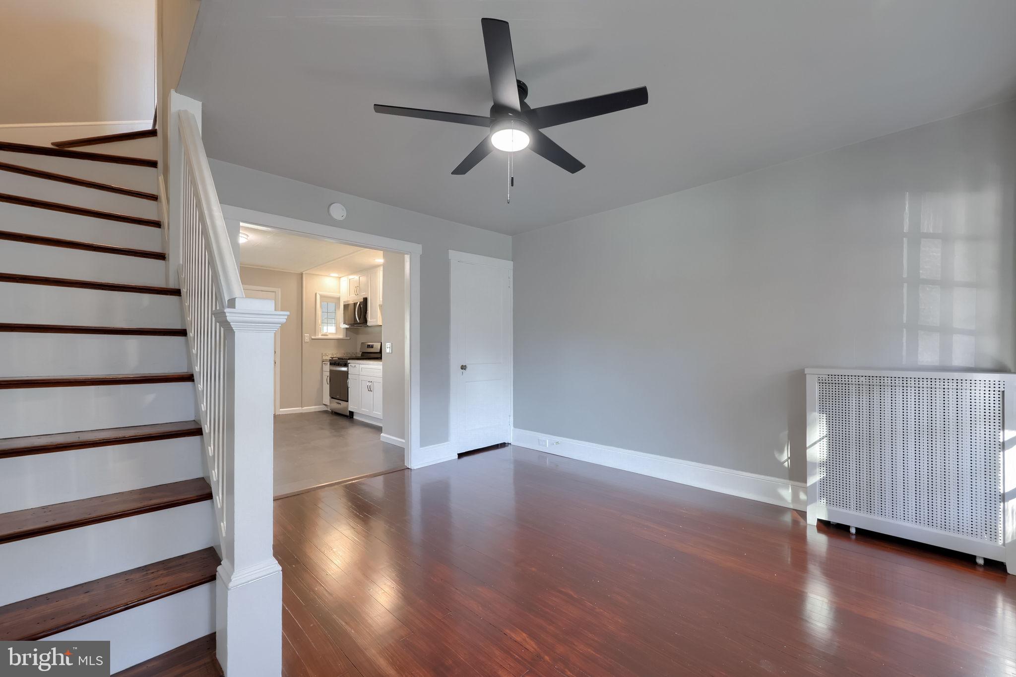 609 LEHIGH AVENUE