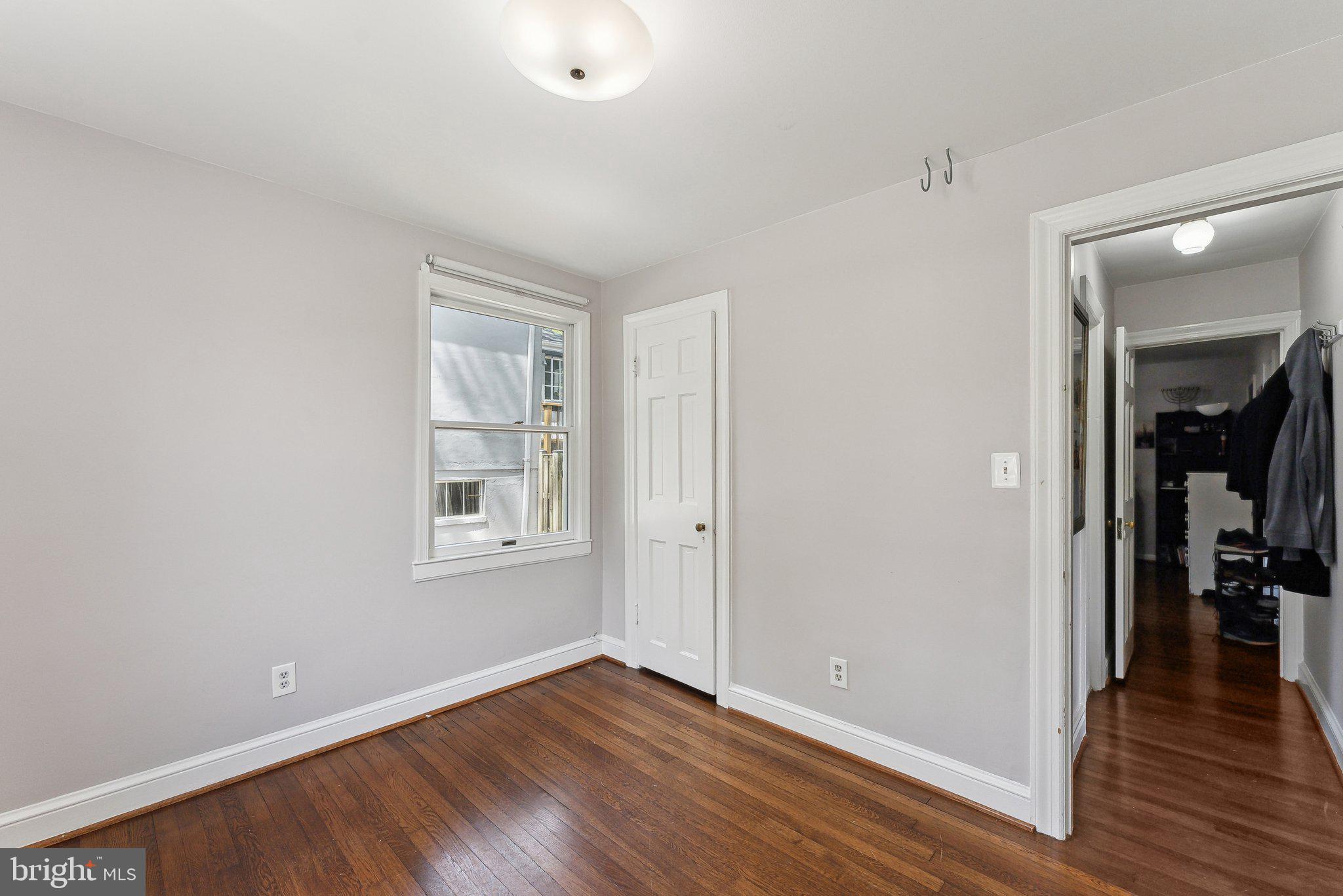 ADDISON HEIGHTS - Residential