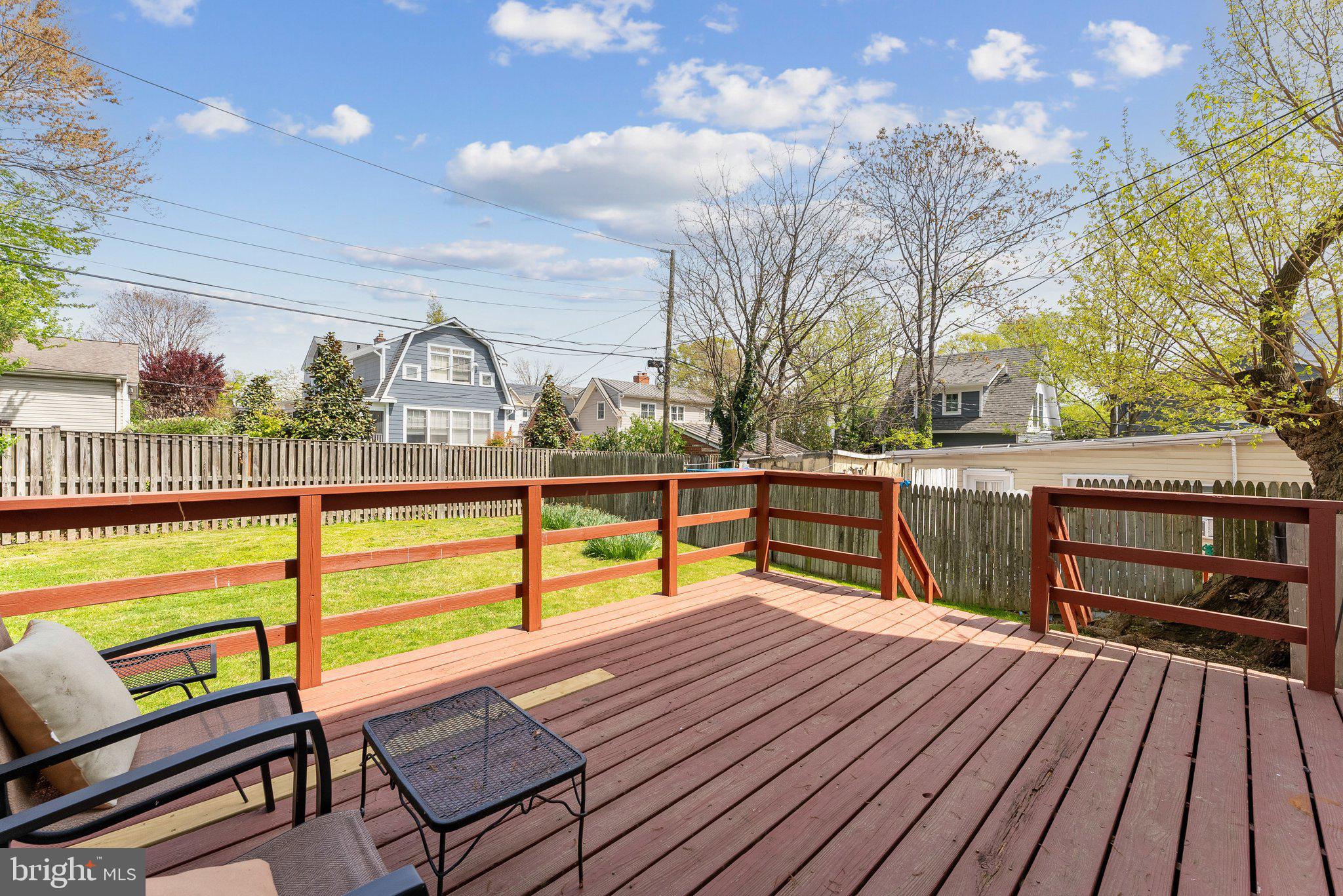 ADDISON HEIGHTS - Residential