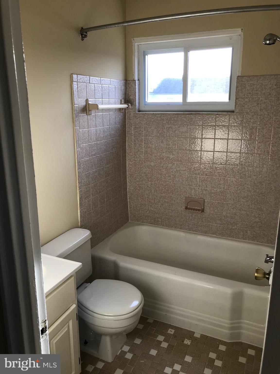 TEMPLE HILLS - Residential Lease