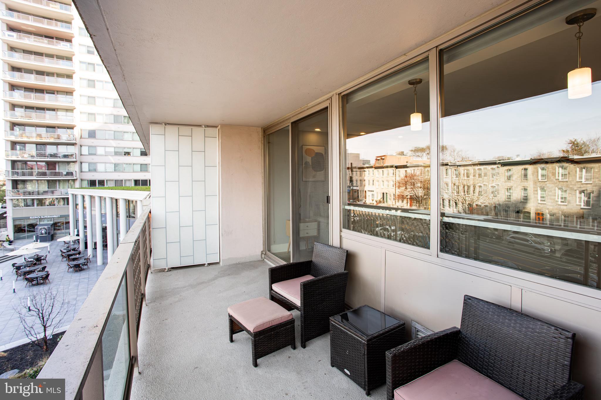 FAIRMOUNT - Residential Lease