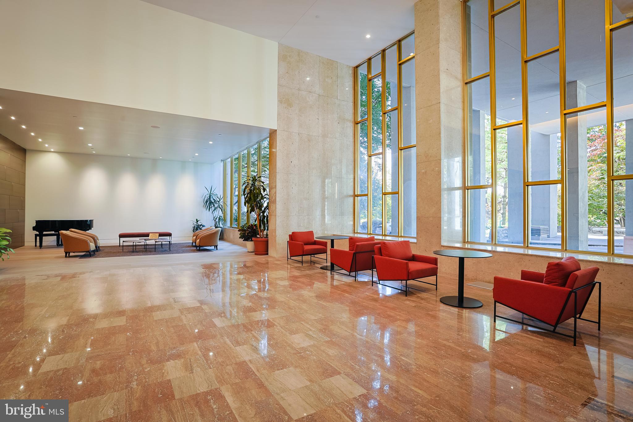 FAIRMOUNT - Residential Lease