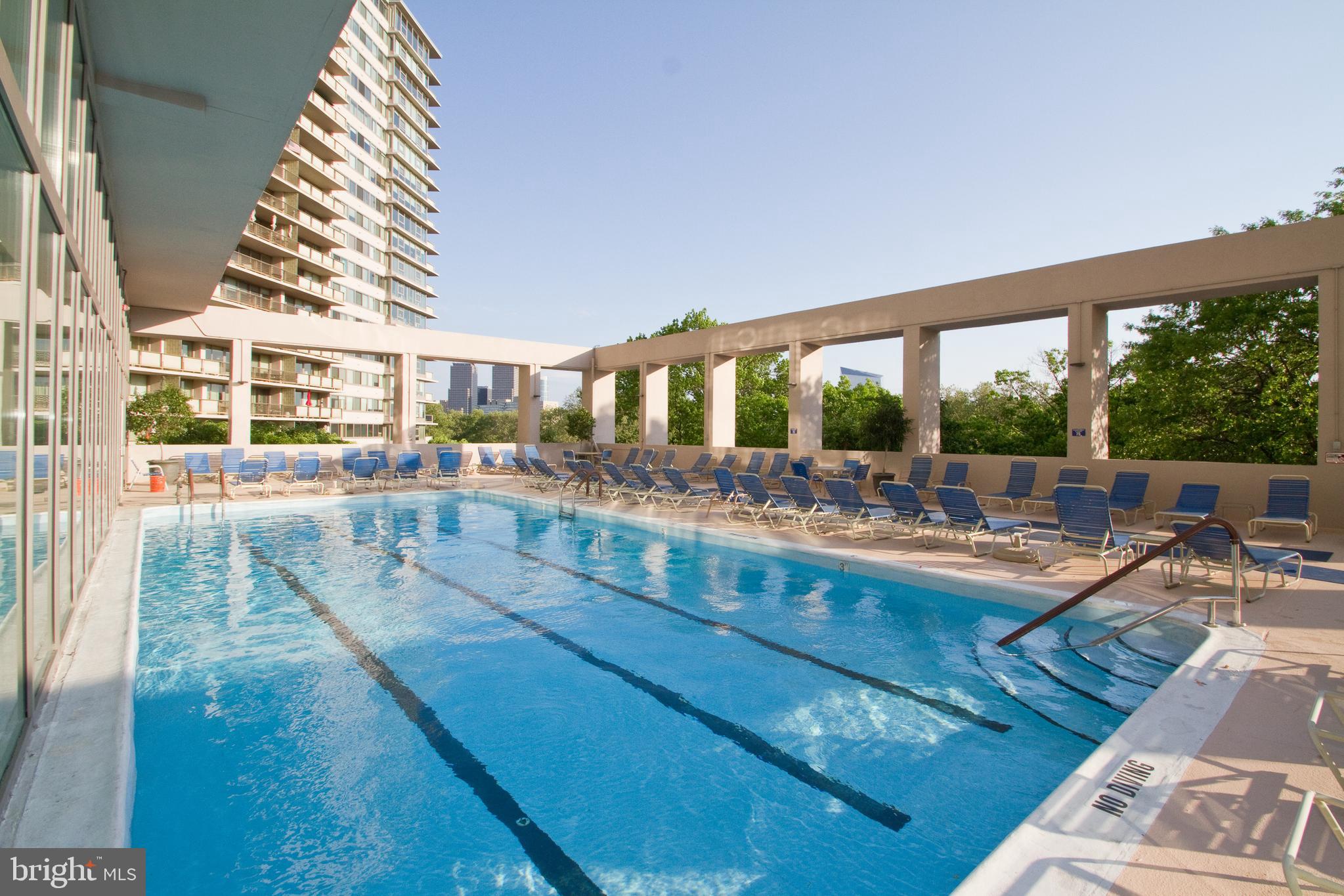 FAIRMOUNT - Residential Lease