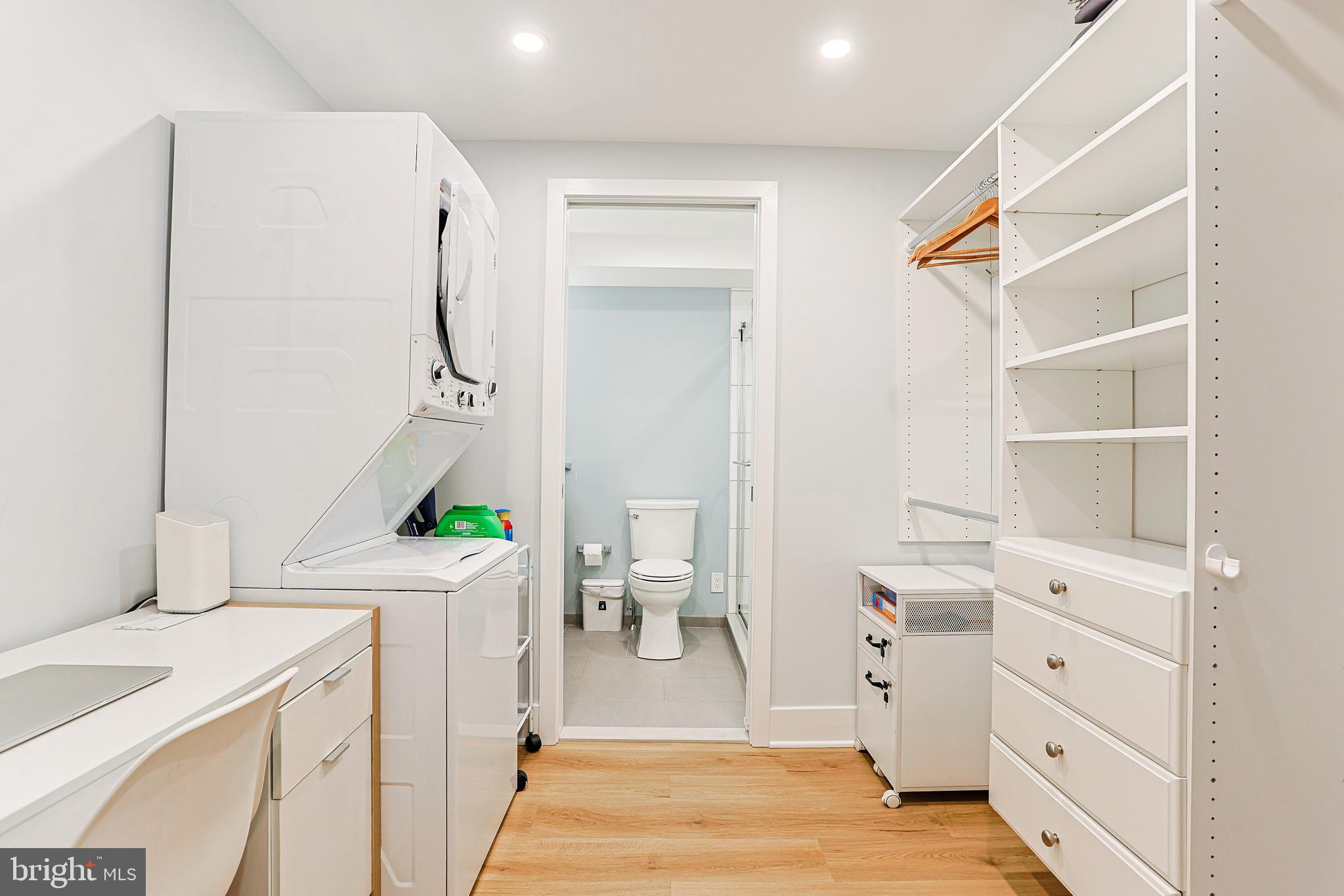 FAIRMOUNT - Residential Lease