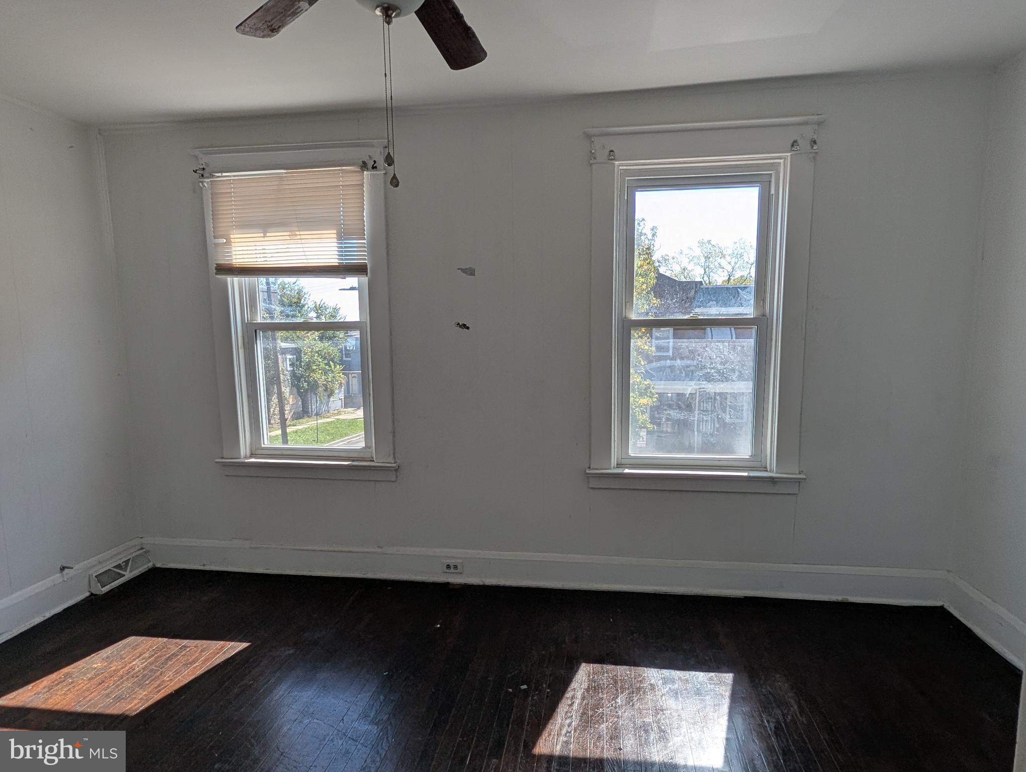 ROSEMONT - Residential