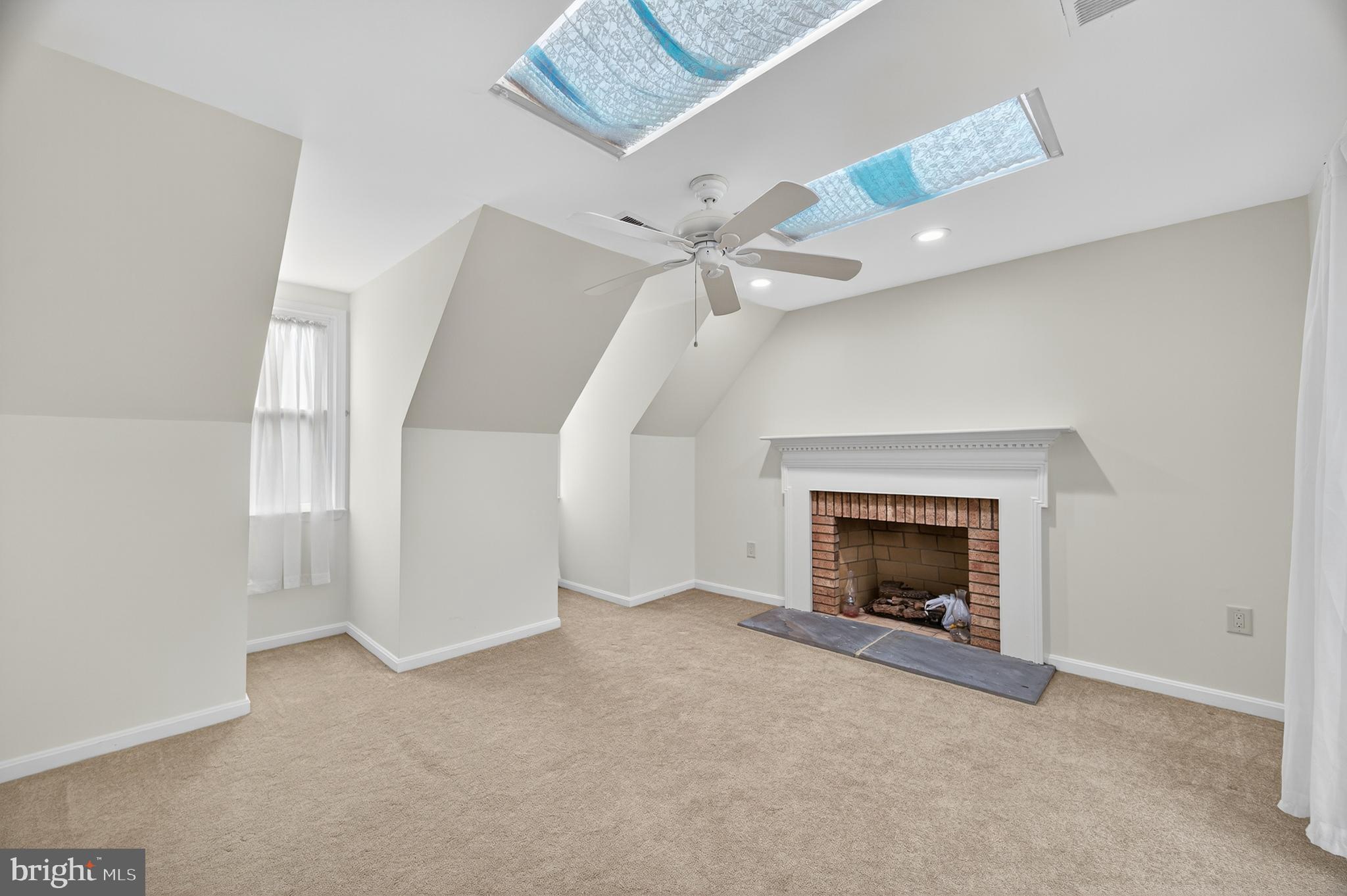 FAIRLAND - Residential Lease