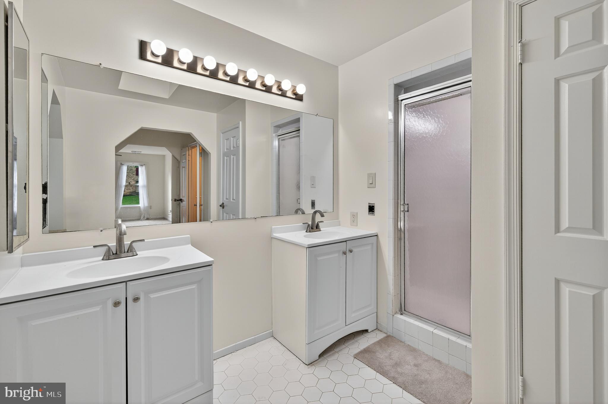 FAIRLAND - Residential Lease