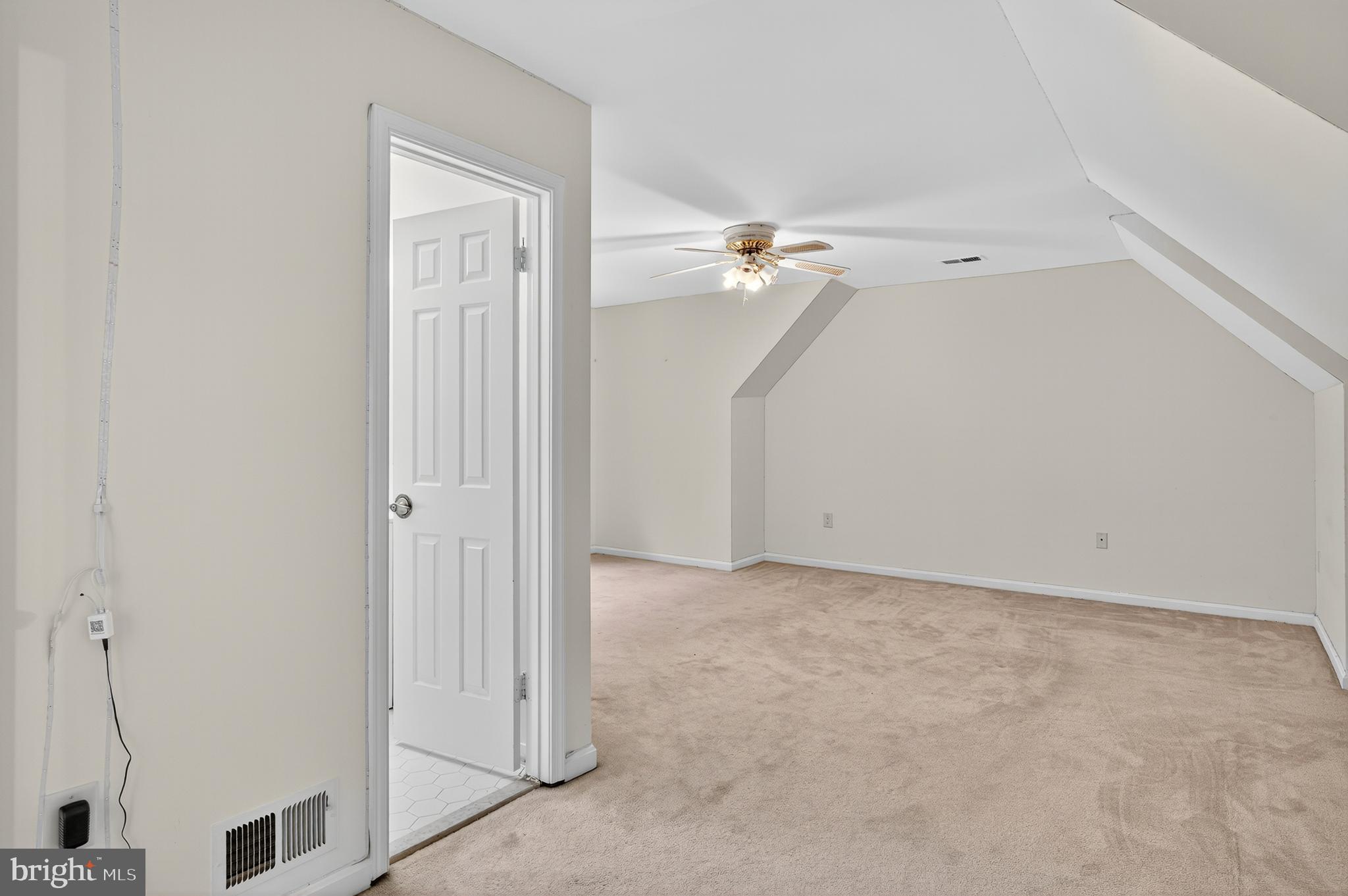 FAIRLAND - Residential Lease