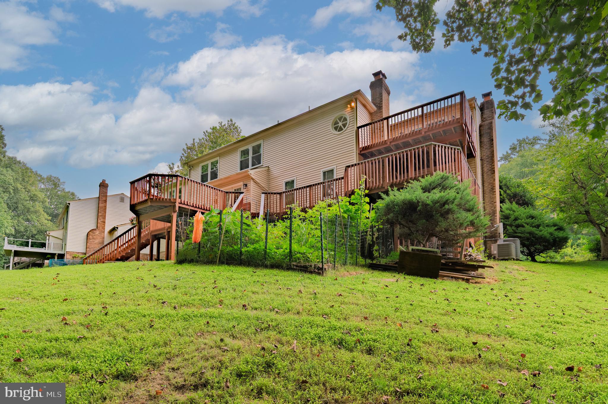 FAIRLAND - Residential Lease