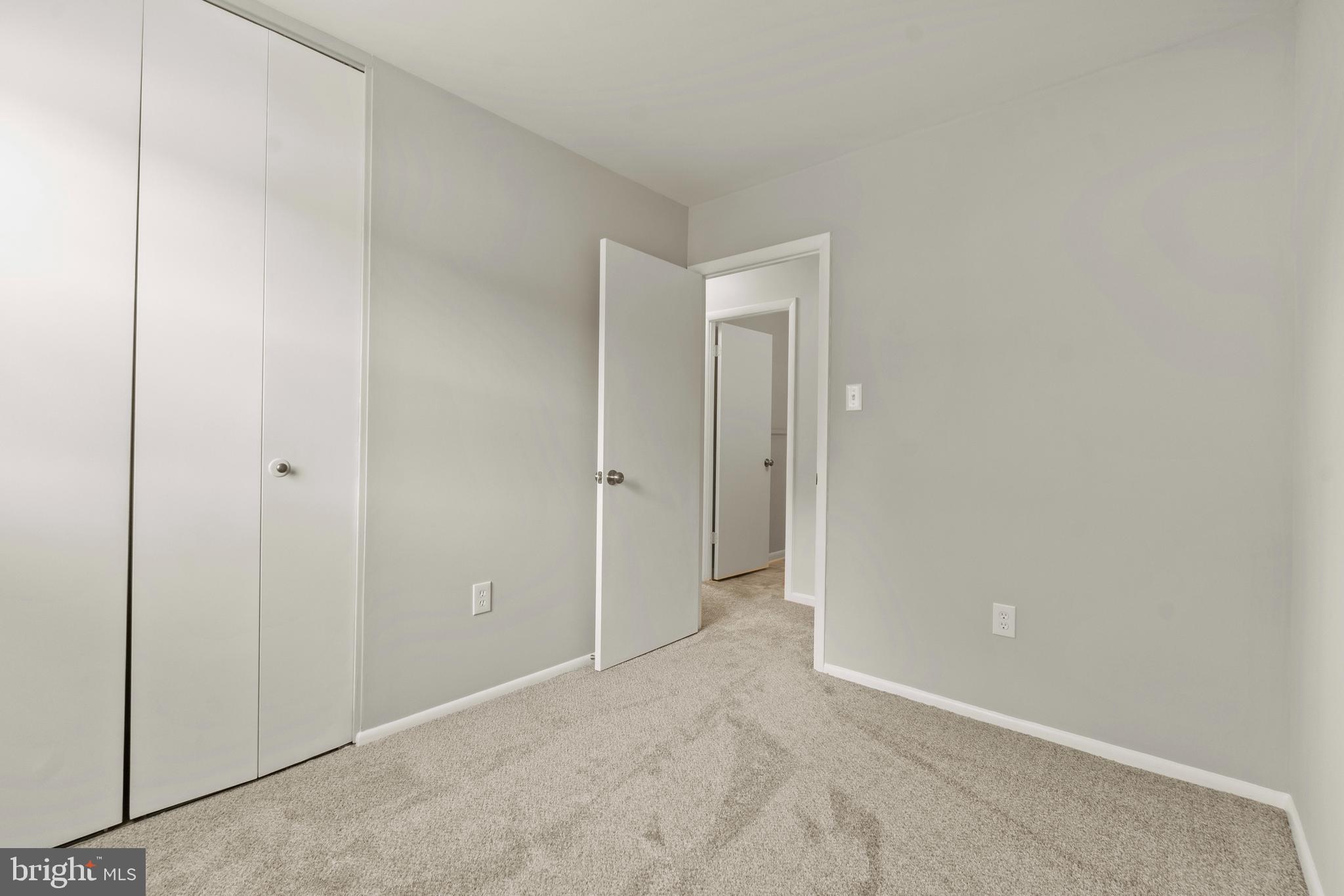 SCHOLAR WOODS - Residential