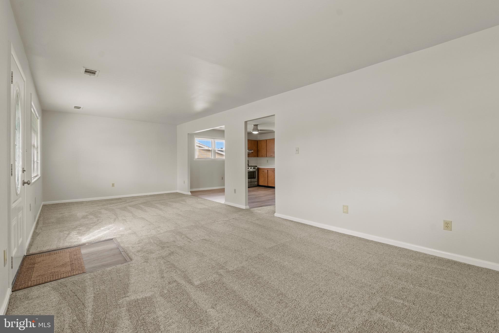 SCHOLAR WOODS - Residential