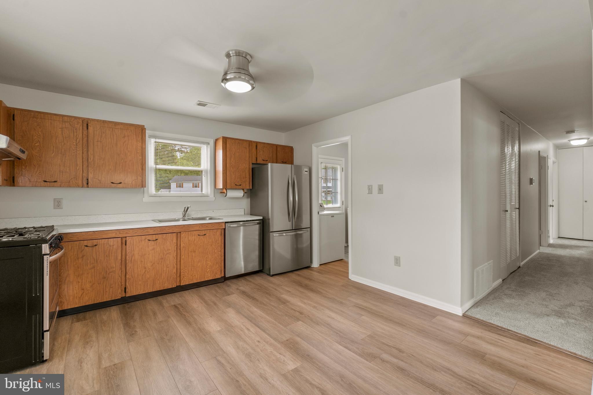 SCHOLAR WOODS - Residential