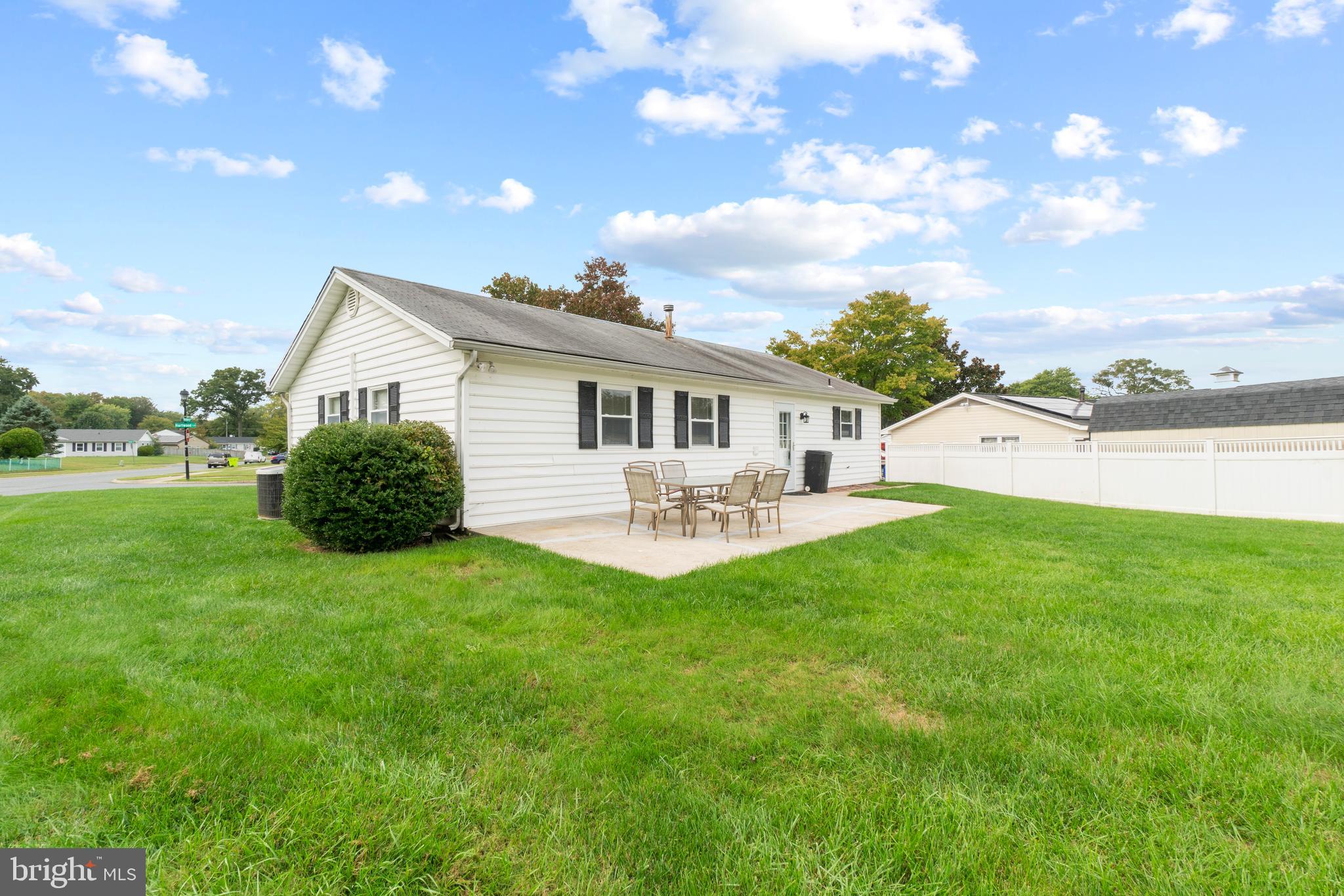 SCHOLAR WOODS - Residential