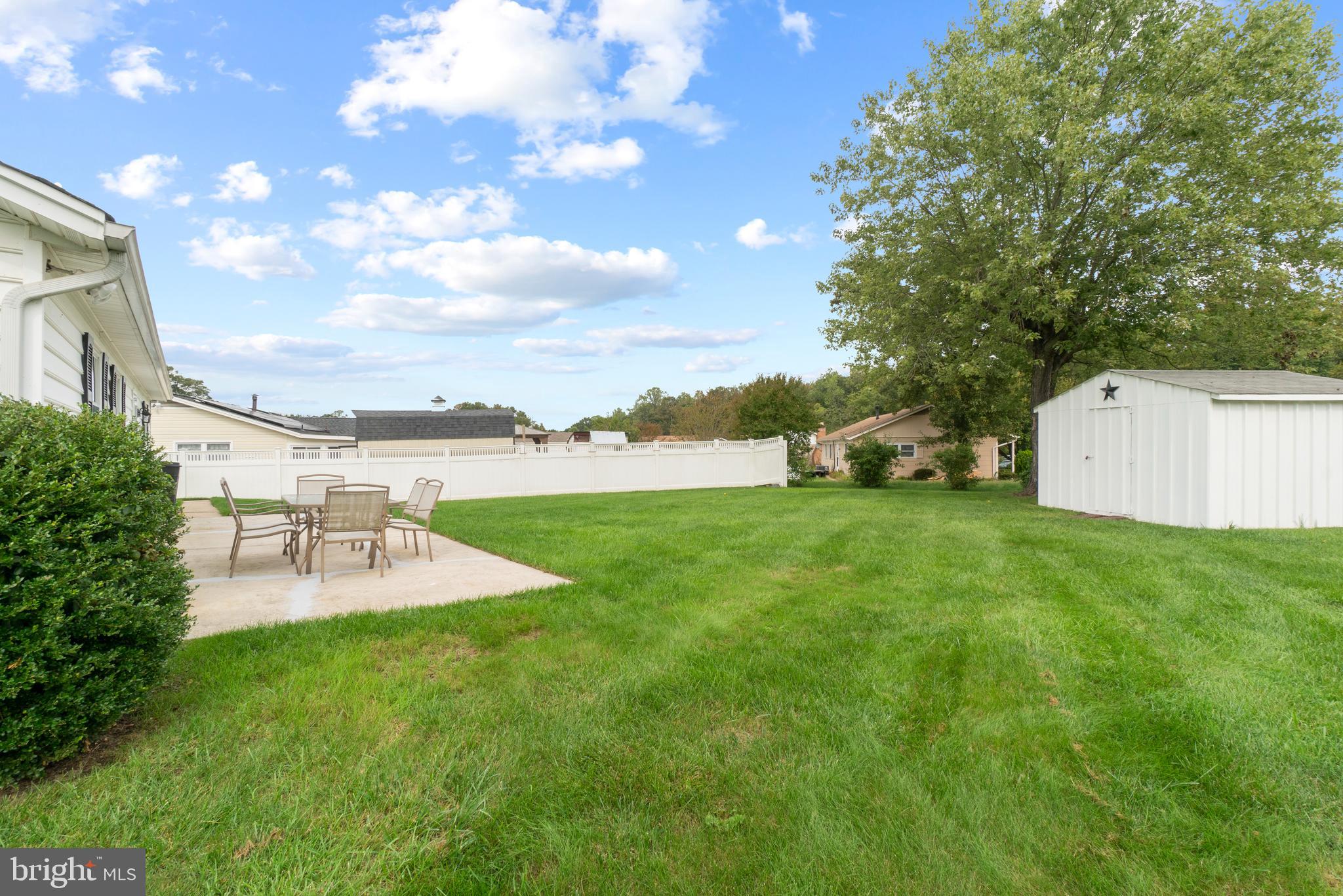 SCHOLAR WOODS - Residential